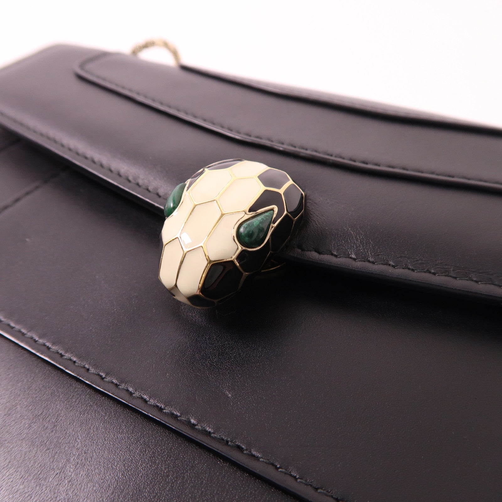 BVLGARI 牛皮皮革Serpenti Forever金扣鏈帶肩背袋