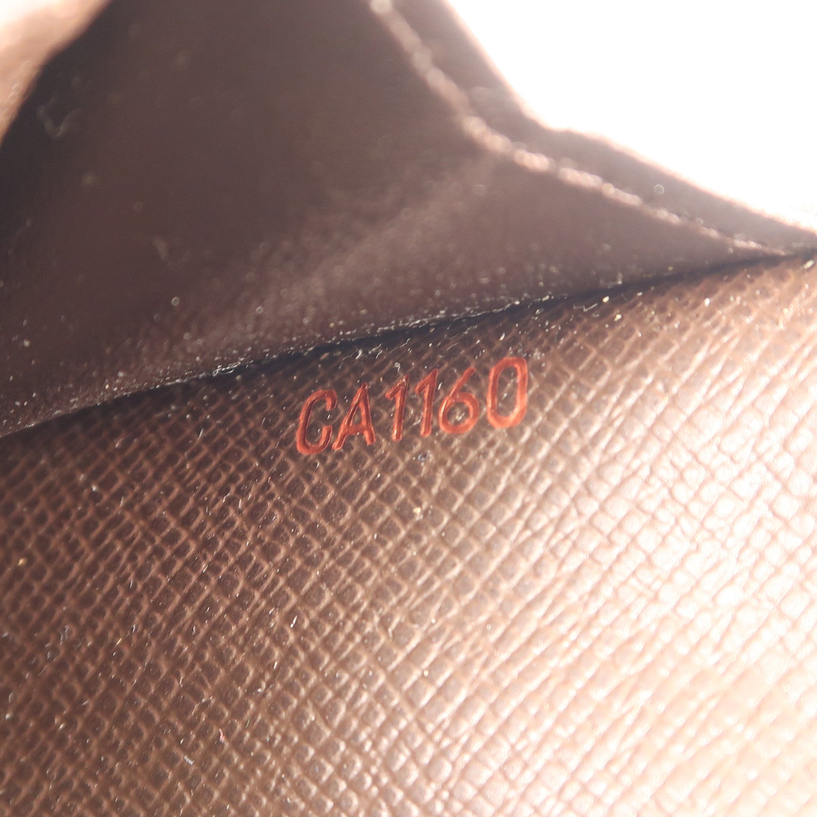 LOUIS VUITTON Damier Alexandra Wallet金扣錢包