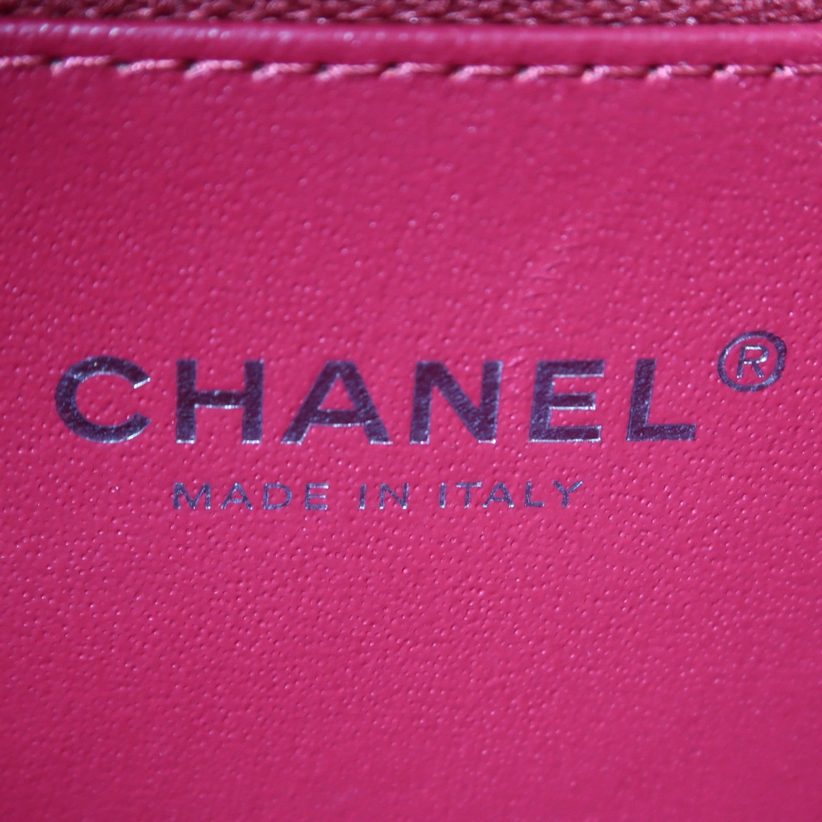 CHANEL 【激減優惠】菱格Caviar皮革Vanity Case銀扣手挽肩背兩用袋黑色/白色