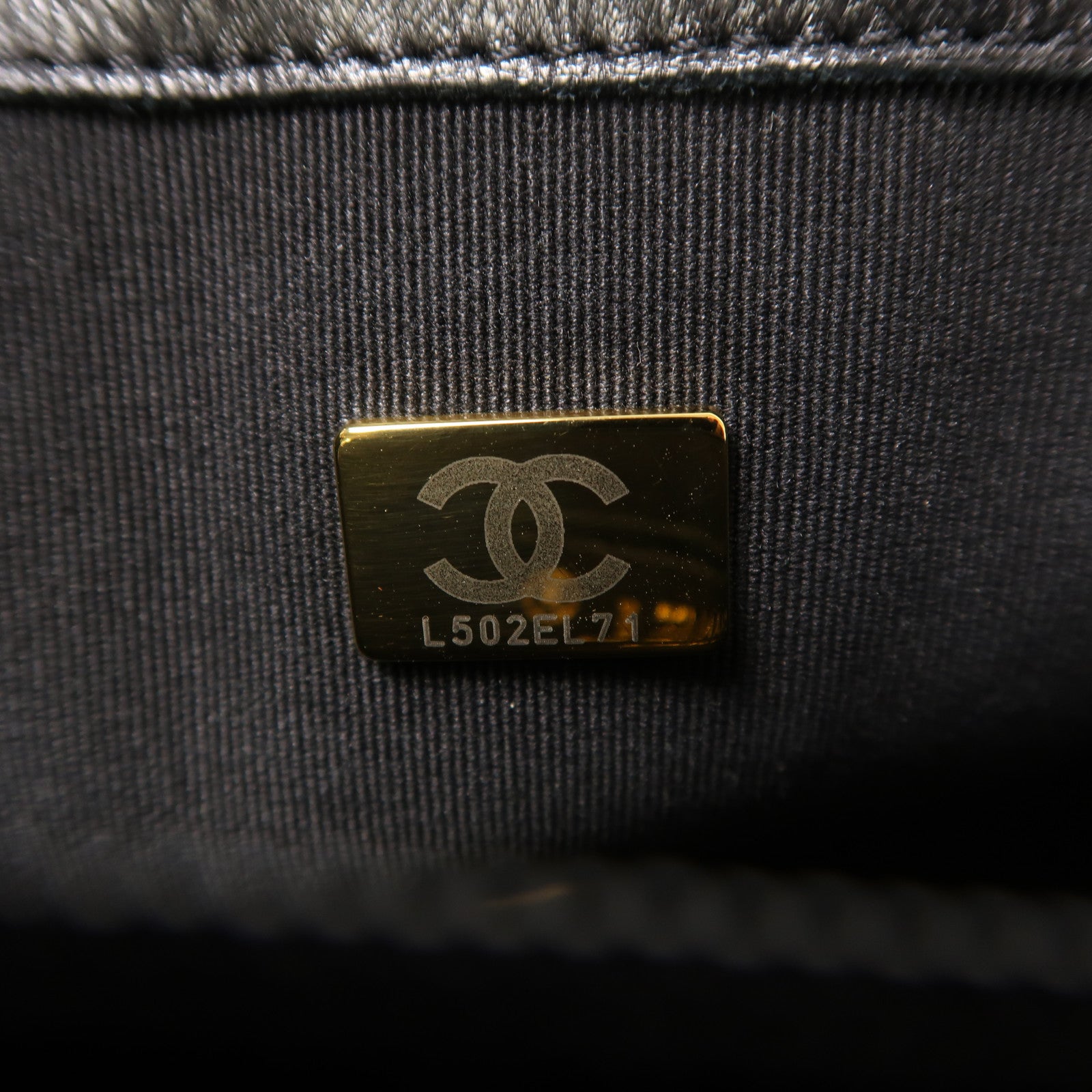 CHANEL 【激減優惠】羊皮皮革Medallion Flap金扣鏈帶肩背袋