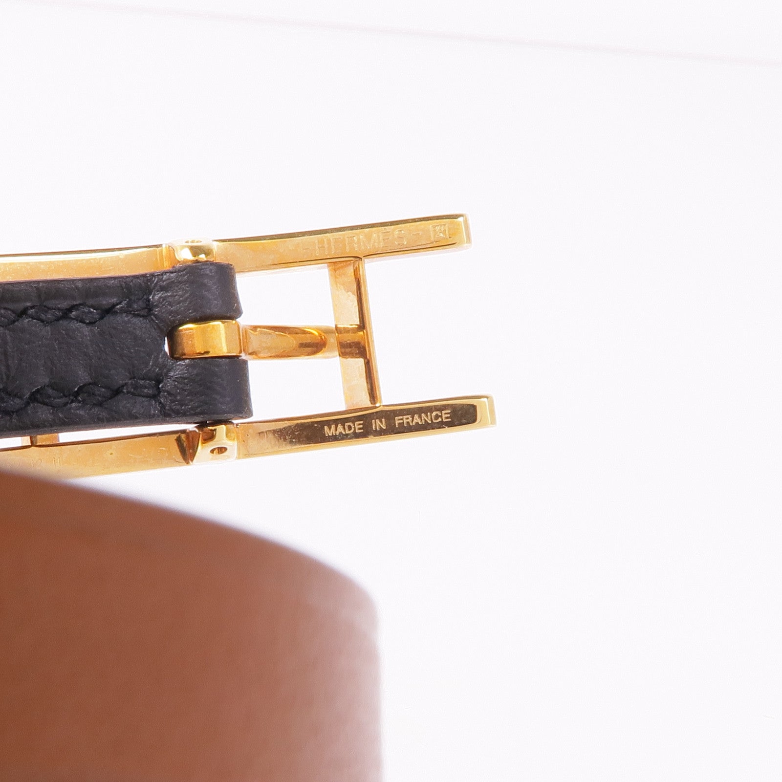 HERMES Swift皮革Behapi Double Tour Bracelet金扣手帶