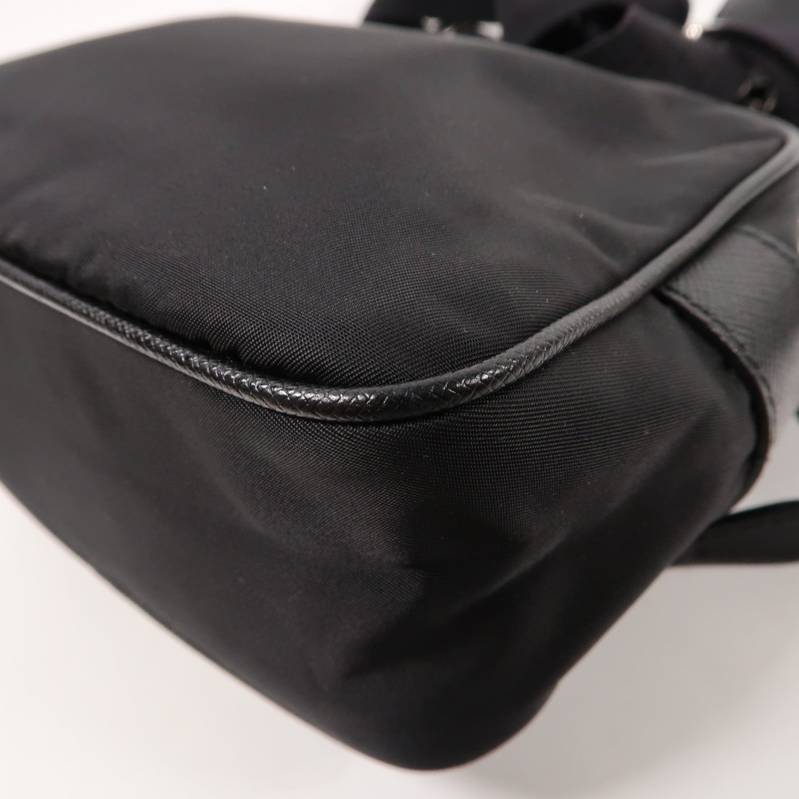 PRADA 尼龍Shoulder Bag銀扣肩背袋黑色
