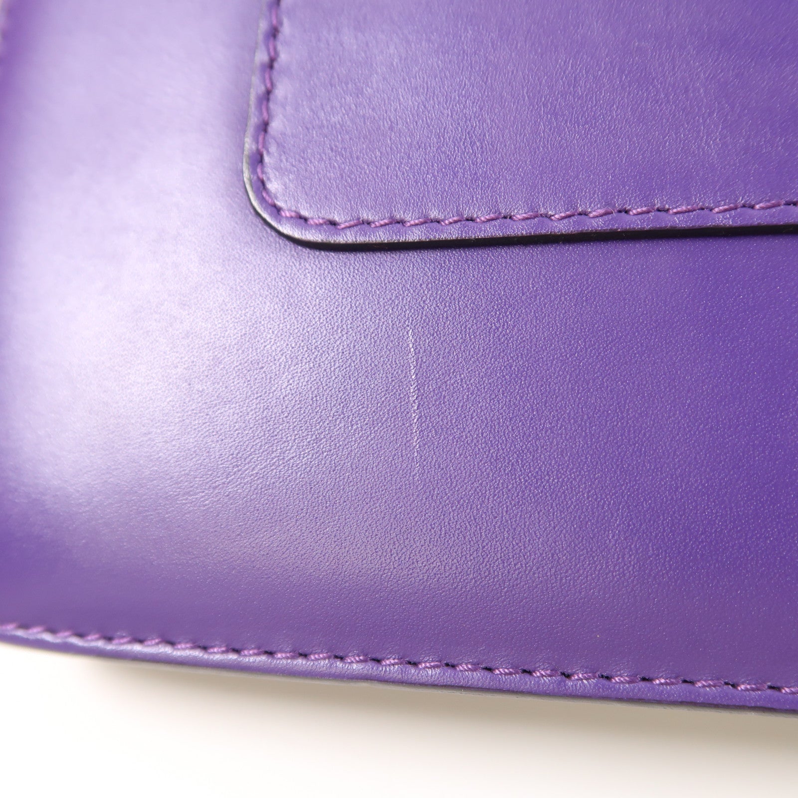 BVLGARI 牛皮皮革Serpenti Forever Shoulder Bag金扣鏈帶肩背