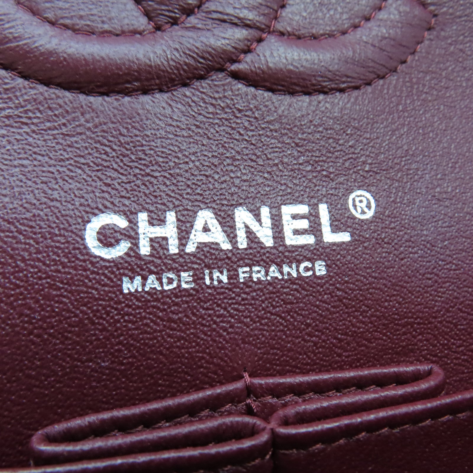 CHANEL **【清倉大減價】菱格漆皮皮革Classic Chain Shoulder Bag銀扣鏈帶肩背袋啡色