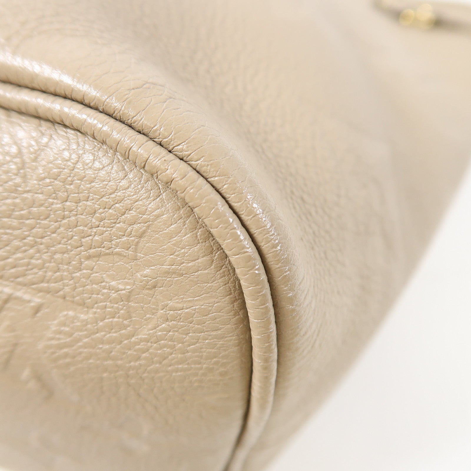 LOUIS VUITTON Monogram Empreinte Neverfull MM金扣肩背袋米色