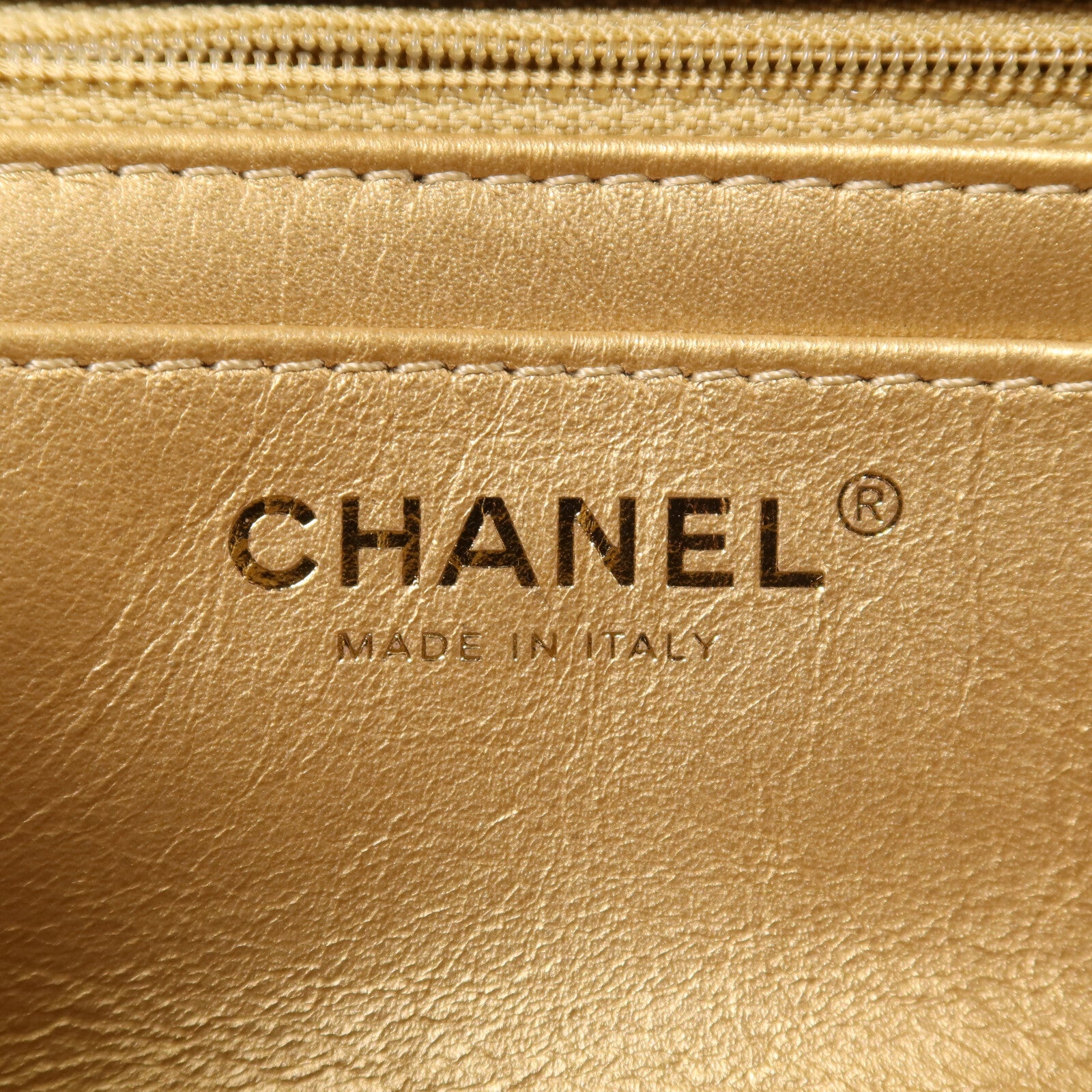CHANEL 羊皮皮革Flap Bag With Pearl金扣鏈帶肩背袋