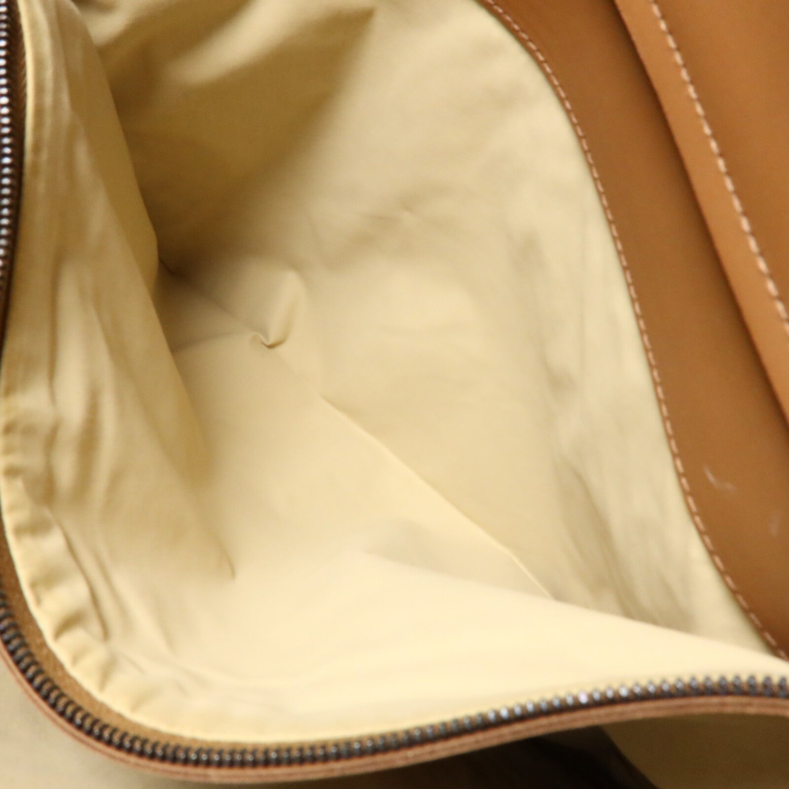 BOTTEGA VENETA 羊皮皮革Messenger Bag肩背袋