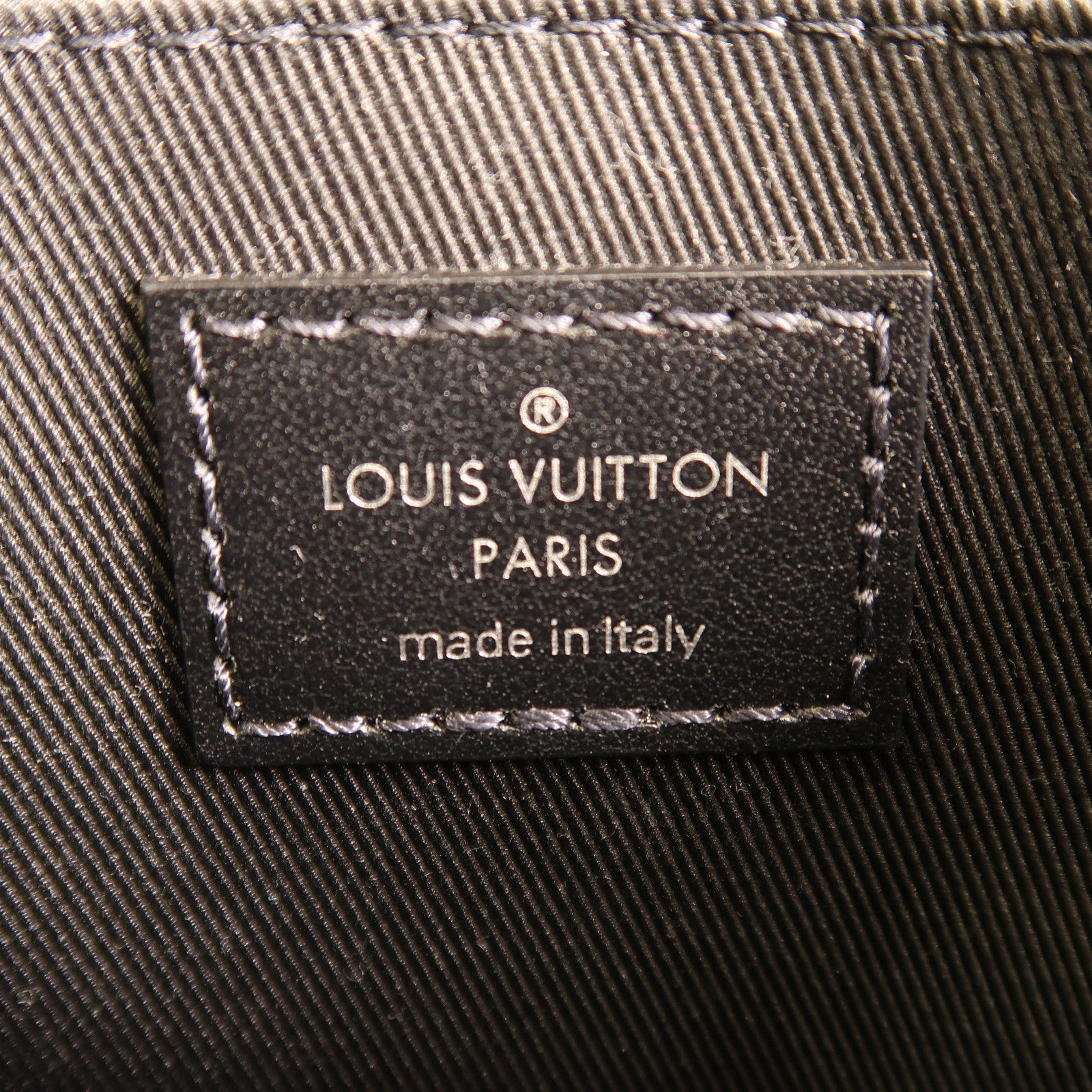 LOUIS VUITTON Monogram Eclipse Sac Plat Mini銀扣手挽肩背兩用袋