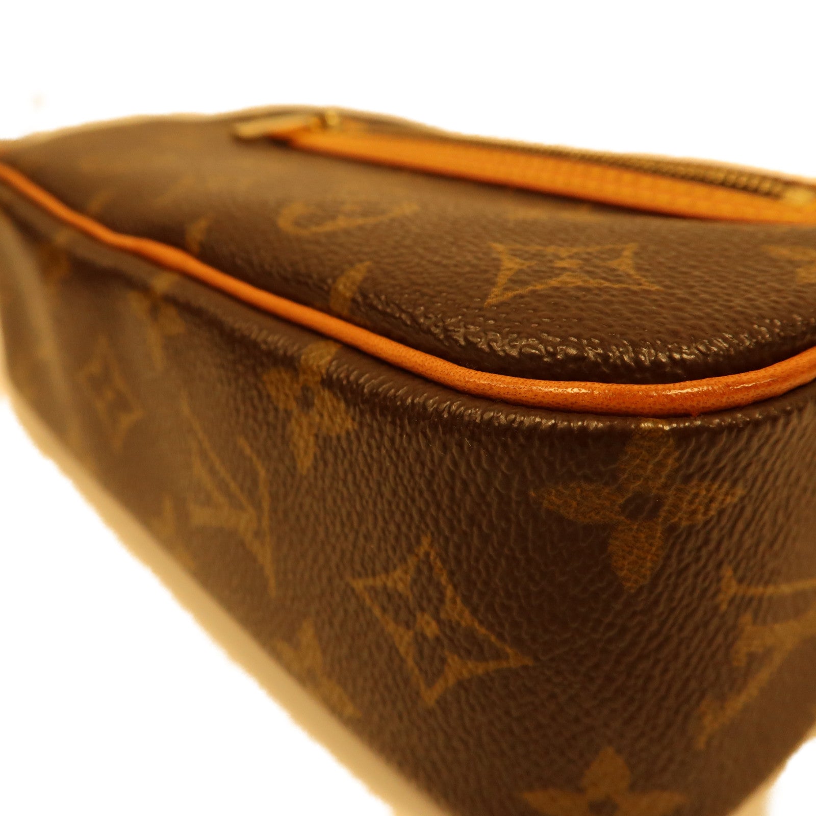 LOUIS VUITTON Monogram Pochette Cite金扣肩背袋啡色