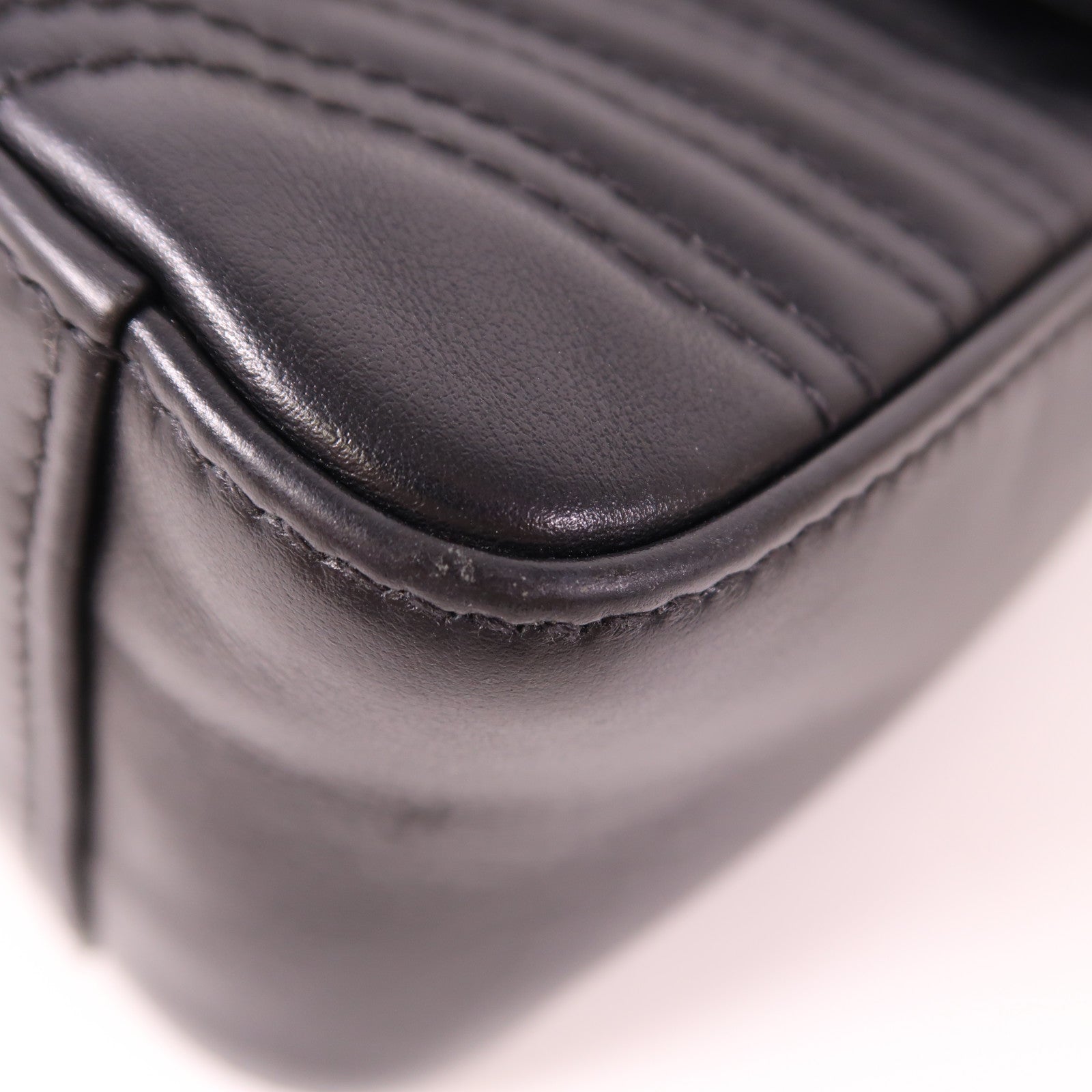 GUCCI【激減優惠】 羊皮皮革GG Marmont金扣手挽肩背兩用袋