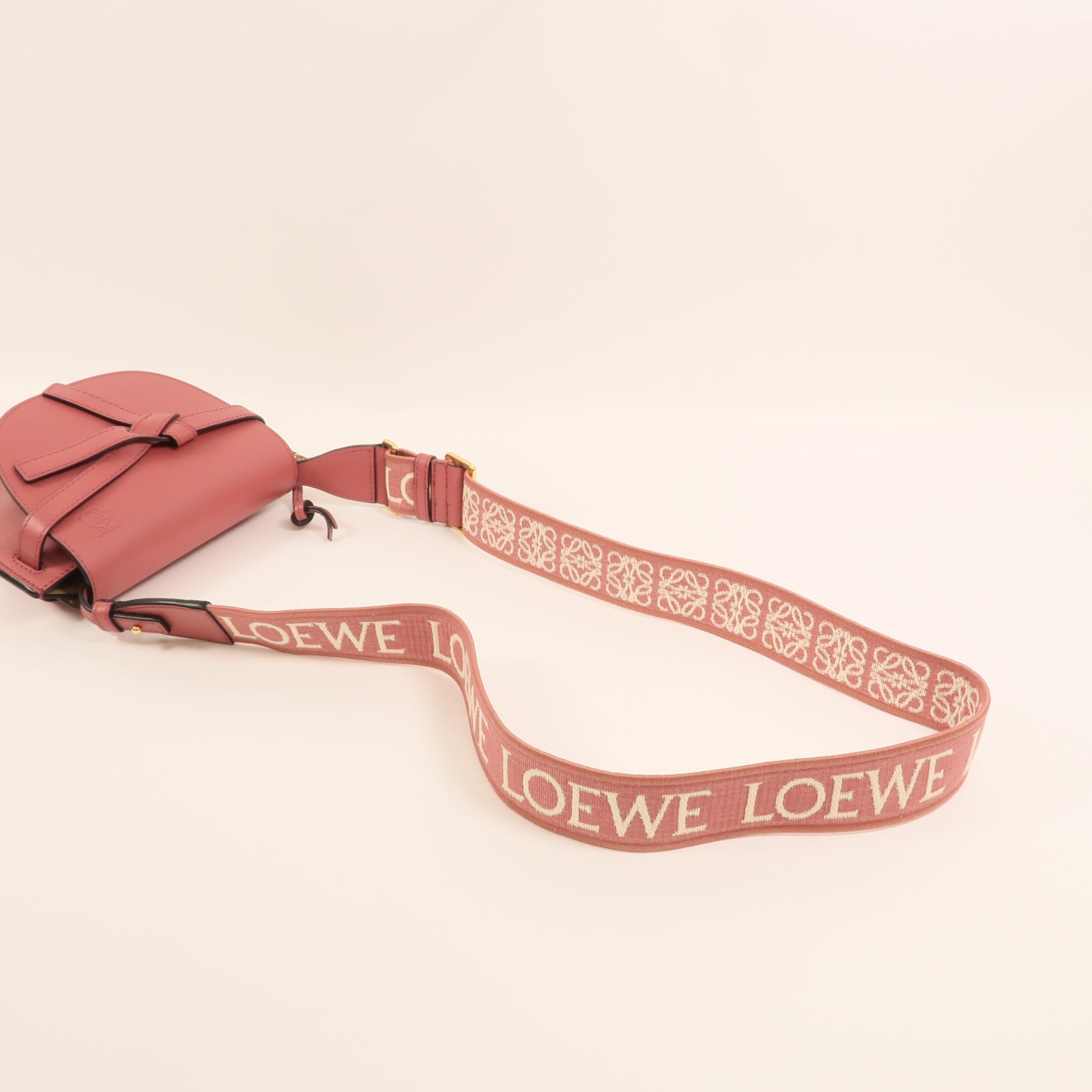 LOEWE 牛皮皮革Mini Gate金扣肩背袋