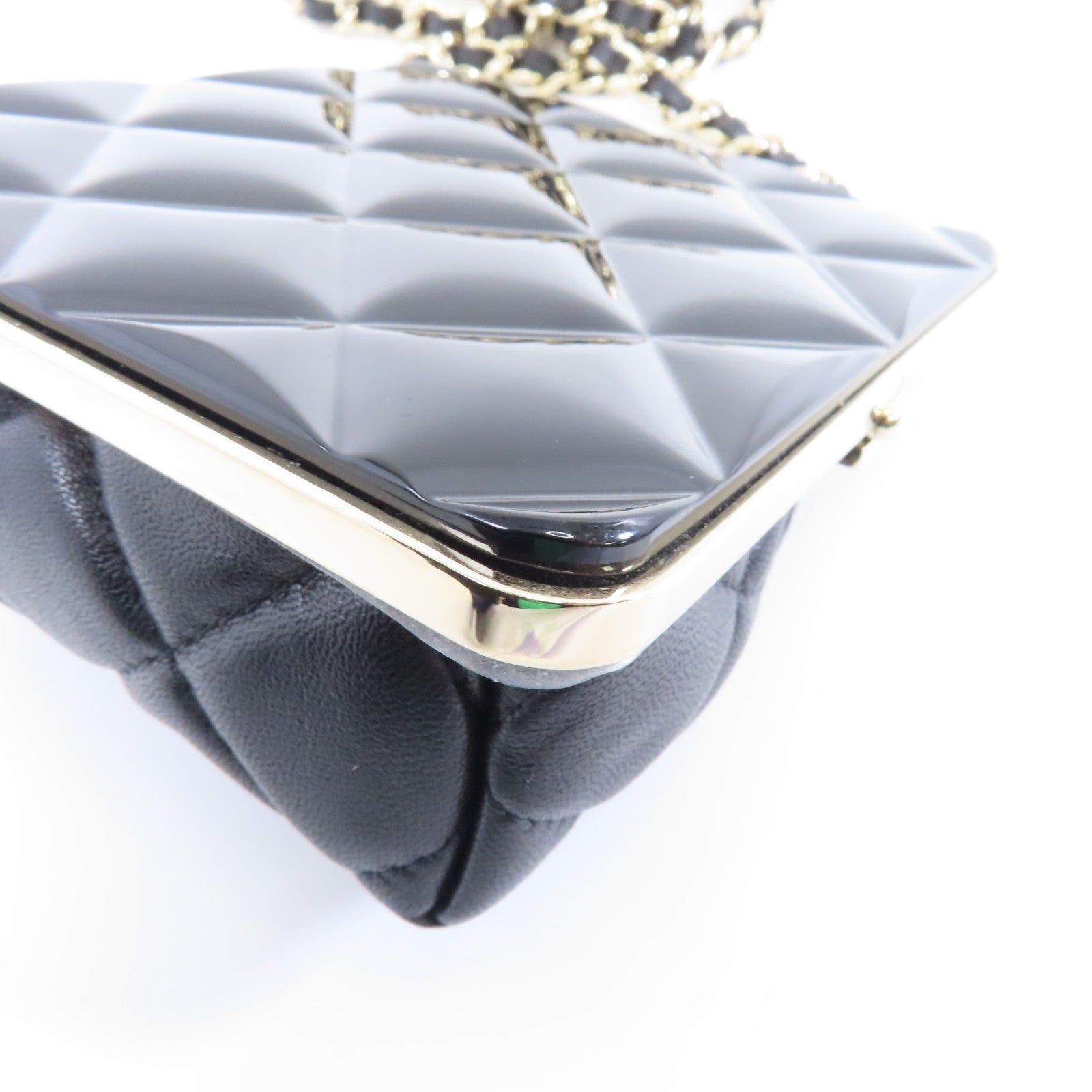 CHANEL 菱格羊皮皮革Chain Shoulder金扣鏈帶肩背袋黑色