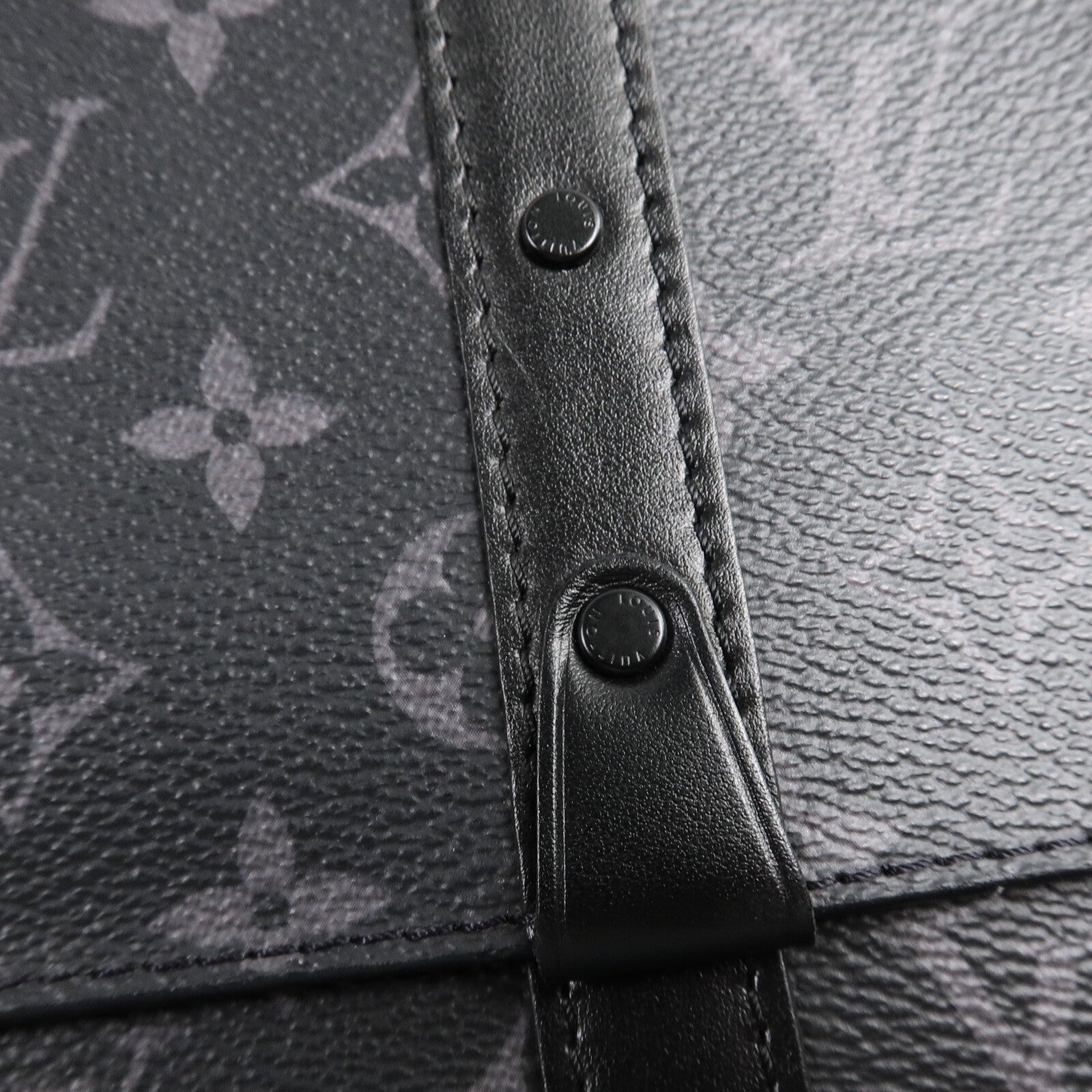 LOUIS VUITTON Monogram Eclipse Trunk Messenger肩背袋