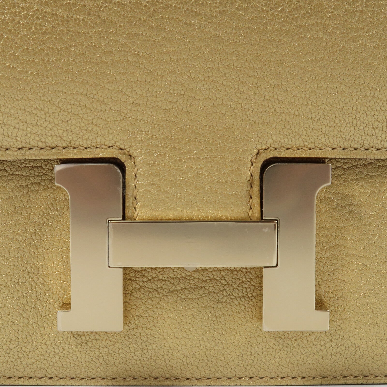 HERMES Chevre皮革Constance Mini金扣肩背袋Dore