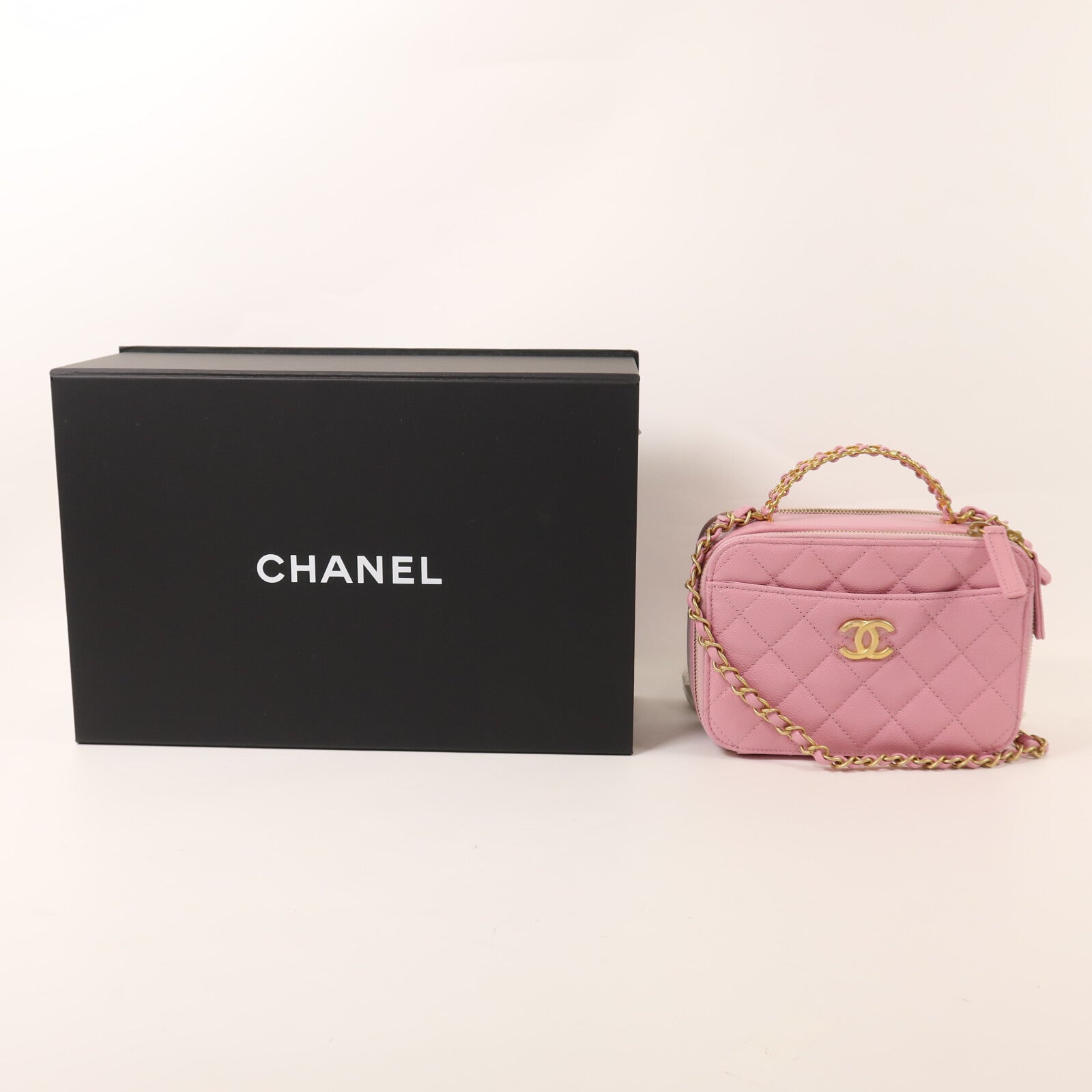 CHANEL 牛皮皮革Vanity Case金扣鏈帶肩背袋