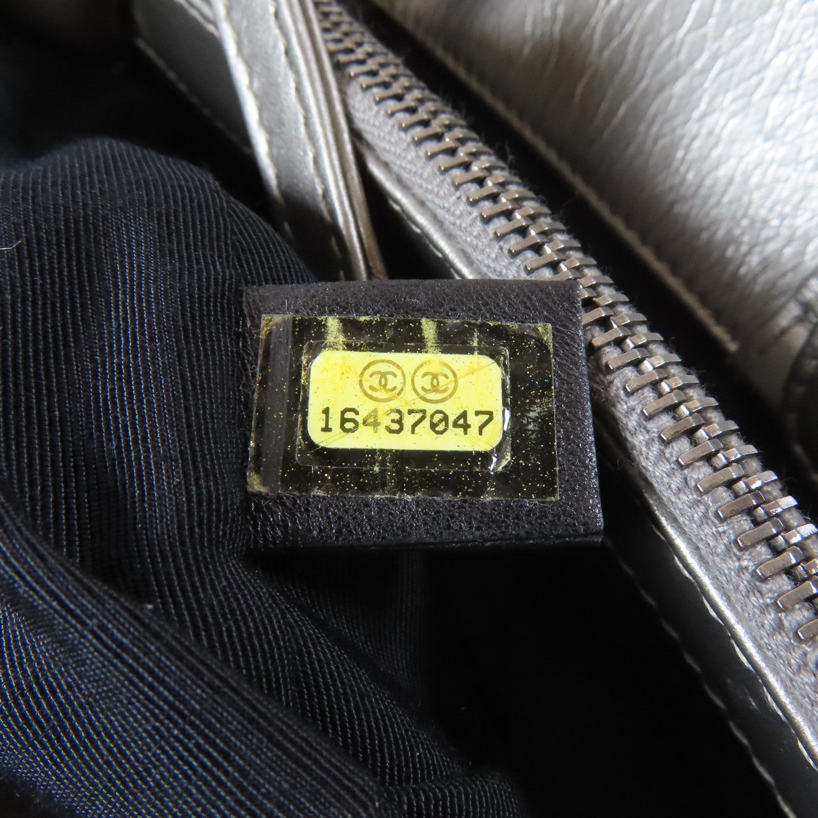 CHANEL 【激減優惠】菱格牛皮皮革Chain Shoulder Bag銀扣肩背袋銀色