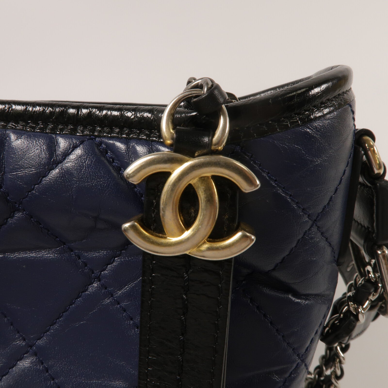 CHANEL 牛皮皮革Gabrielle Small鏈帶肩背袋