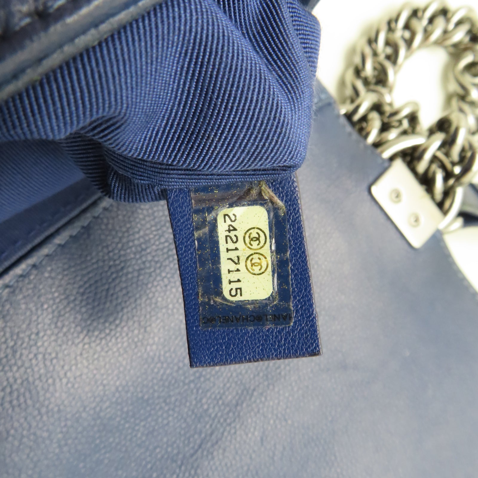 CHANEL 【激減優惠】菱格羊皮皮革Boy 25cm銀扣鏈帶肩背袋藍色