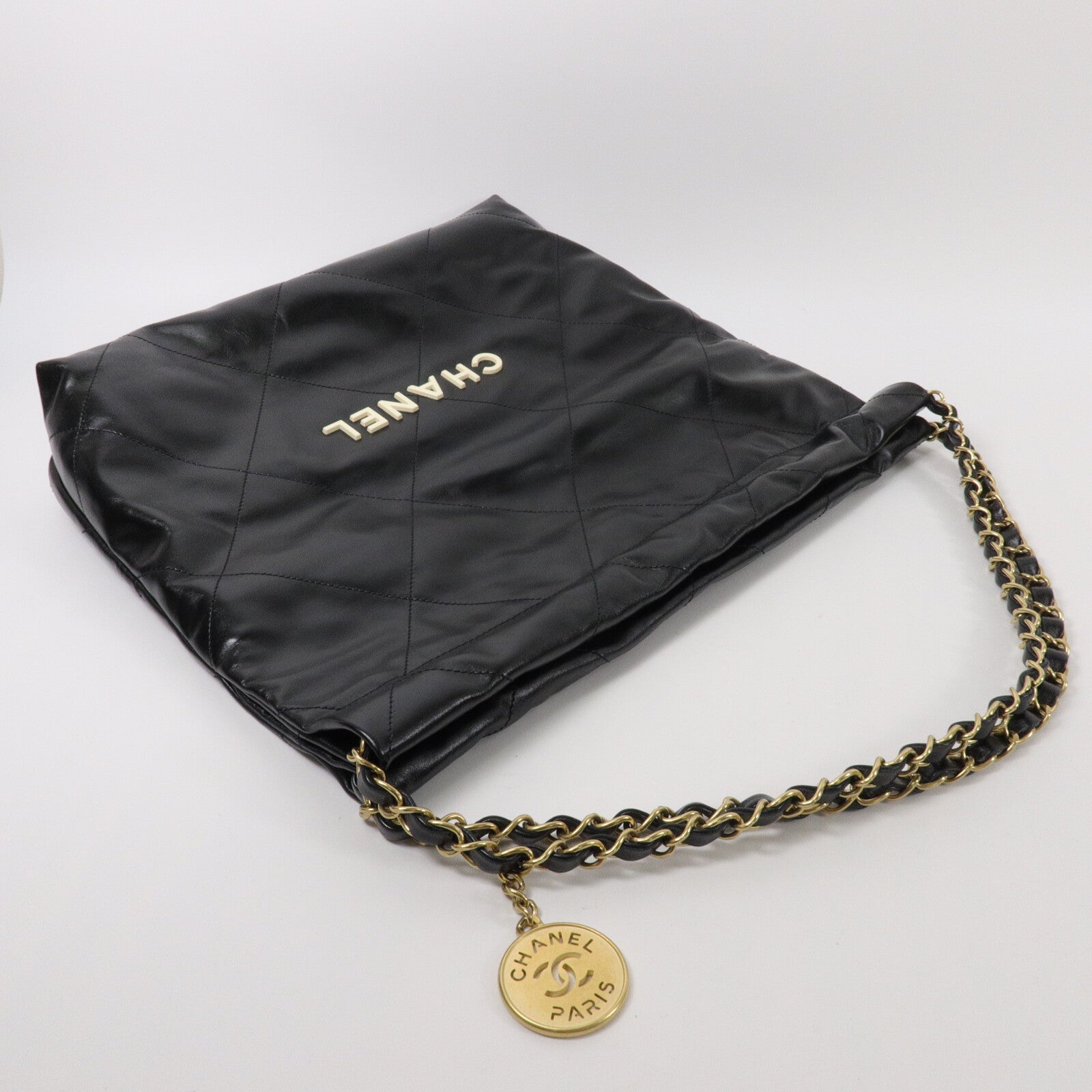 CHANEL 牛皮皮革Chanel 22 Small鏈帶肩背袋