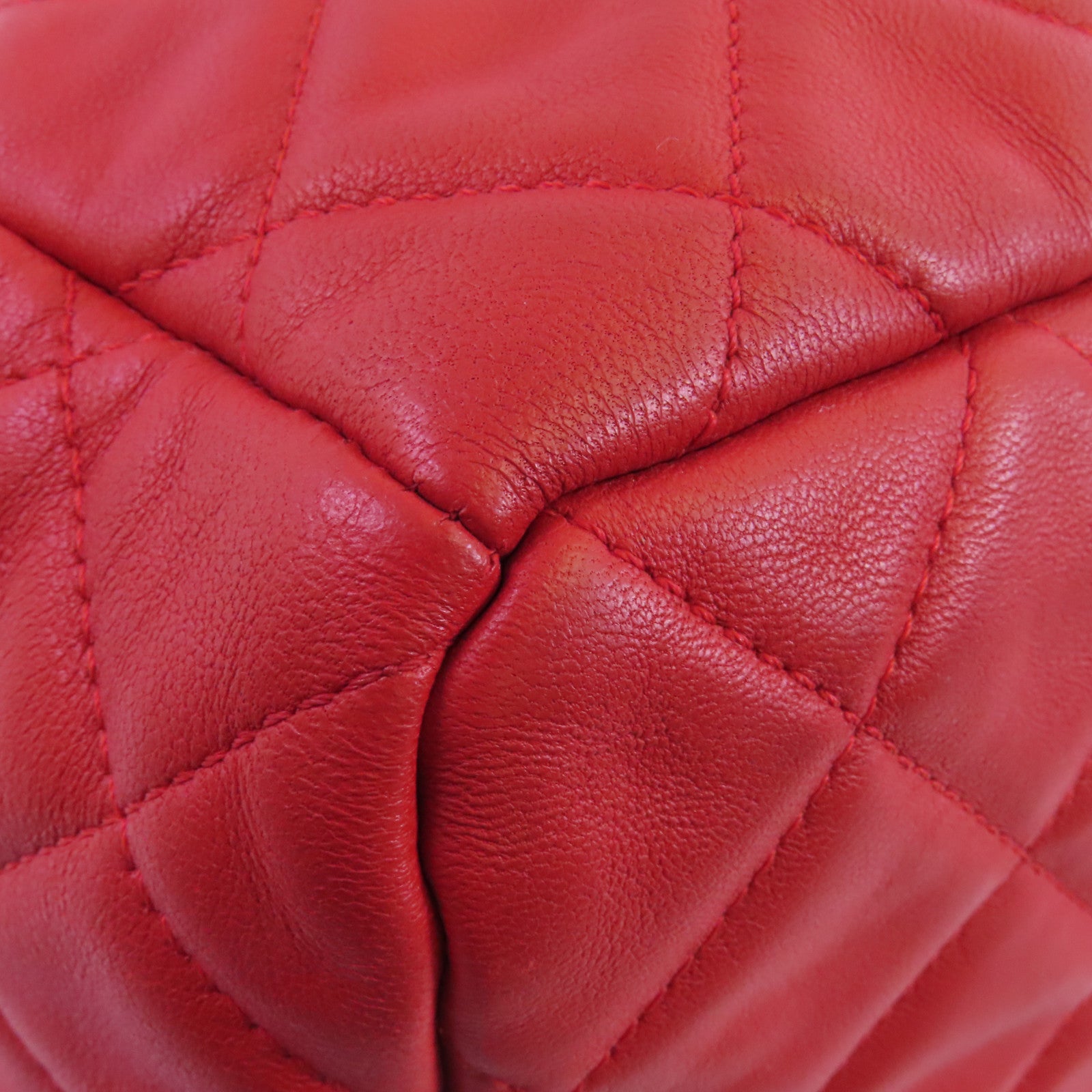 CHANEL 羊皮皮革2Way Bucket Bag銀扣鏈帶手挽肩背兩用袋