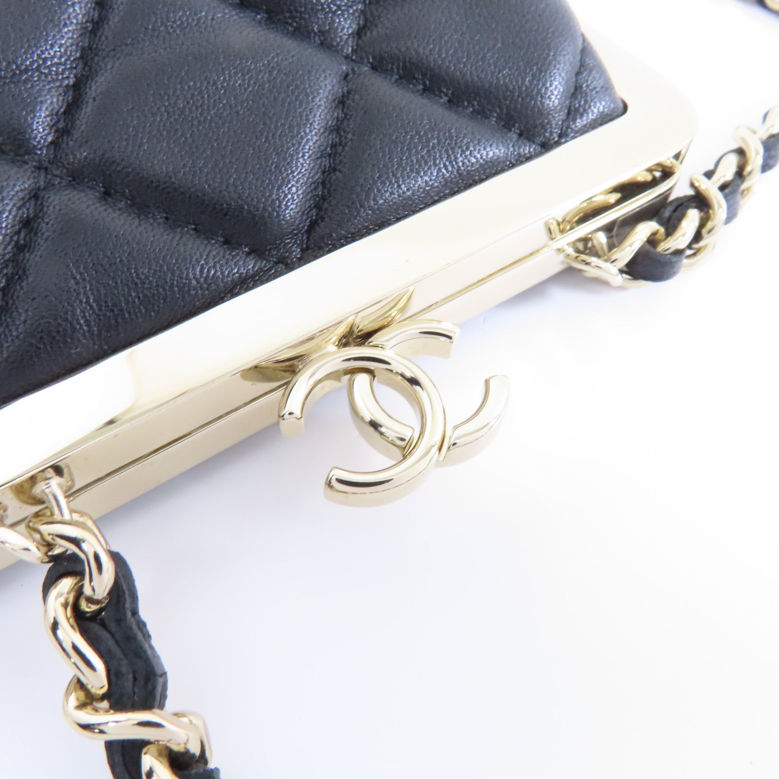 CHANEL 菱格羊皮皮革Chain Shoulder金扣鏈帶肩背袋黑色
