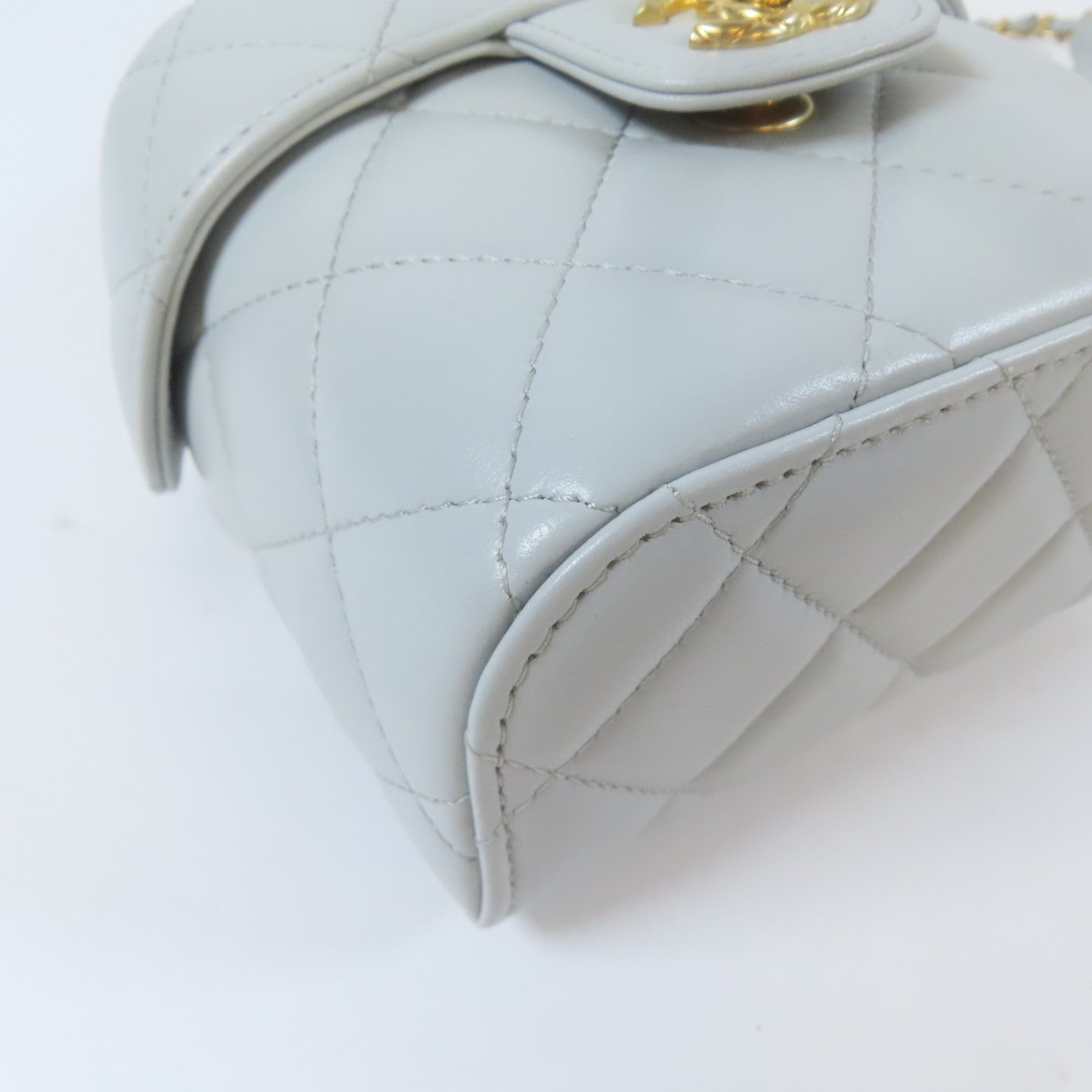 CHANEL 【激減優惠】菱格羊皮皮革Vanity Case金扣鏈帶肩背袋藍色
