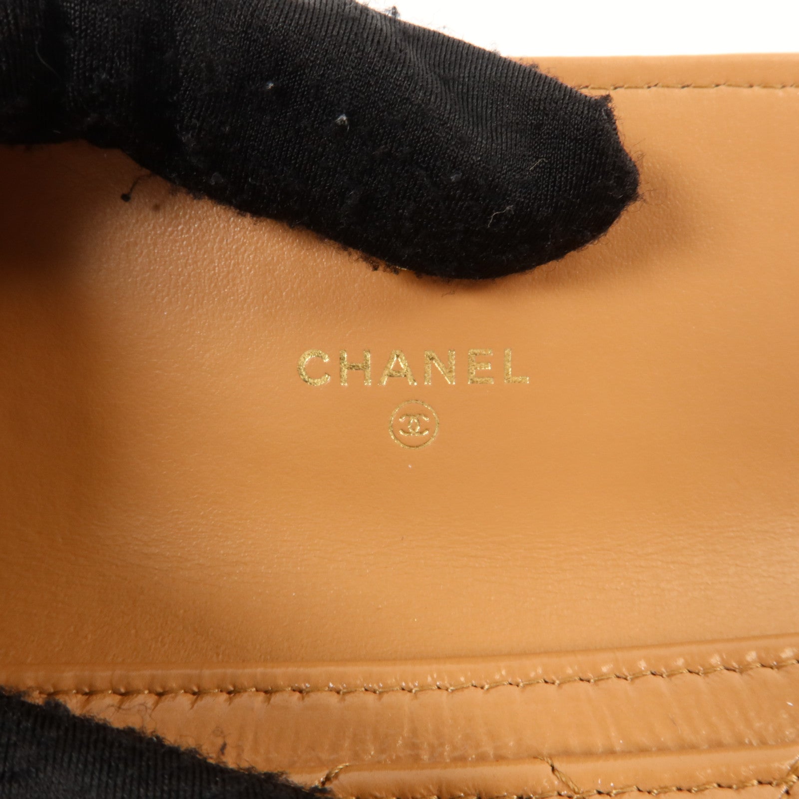 CHANEL 羊皮皮革Chanel 19 Flap Card Holder金扣卡片套