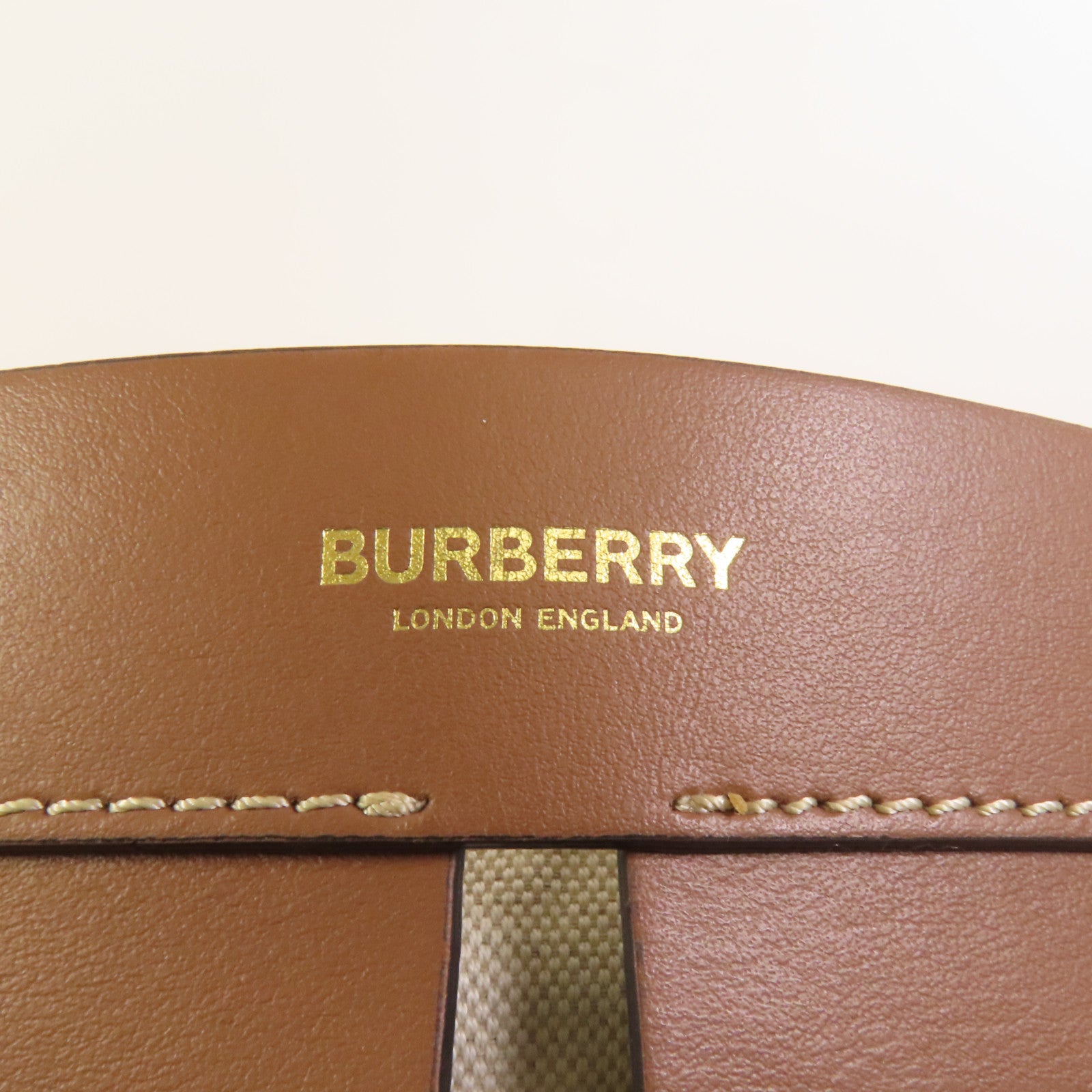 BURBERRY 牛皮皮革/帆布Shoulder Bag金扣肩背袋