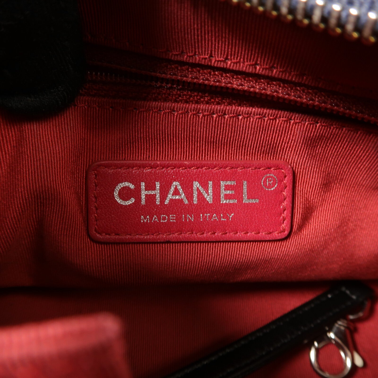 CHANEL 牛皮皮革Gabrielle Small鏈帶肩背袋