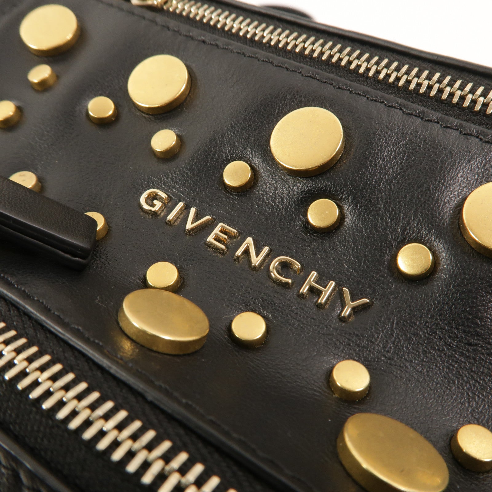 GIVENCHY 牛皮皮革Pandora Wristlet Pouch手拿包
