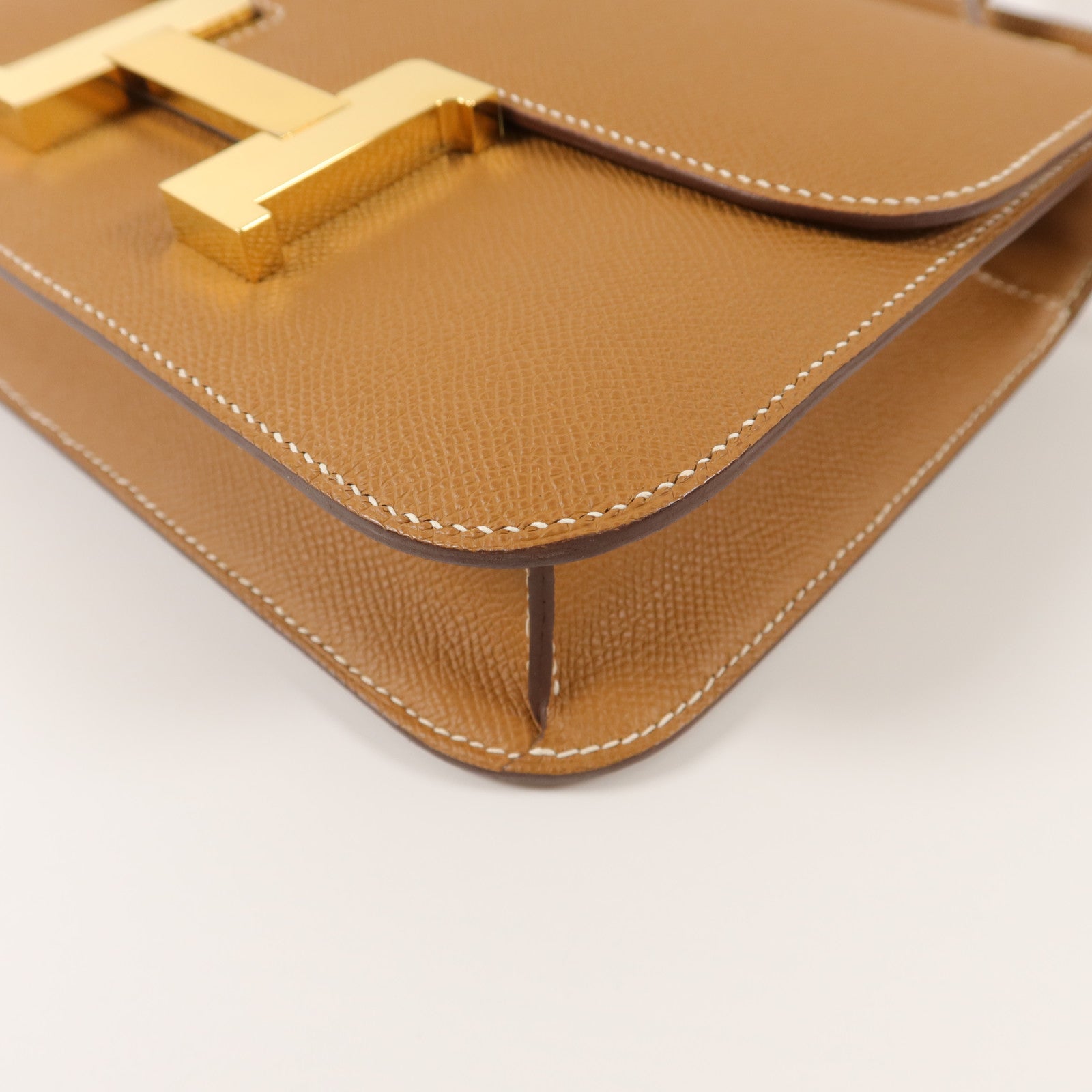 HERMES Epsom皮革Constance 24肩背袋Gold