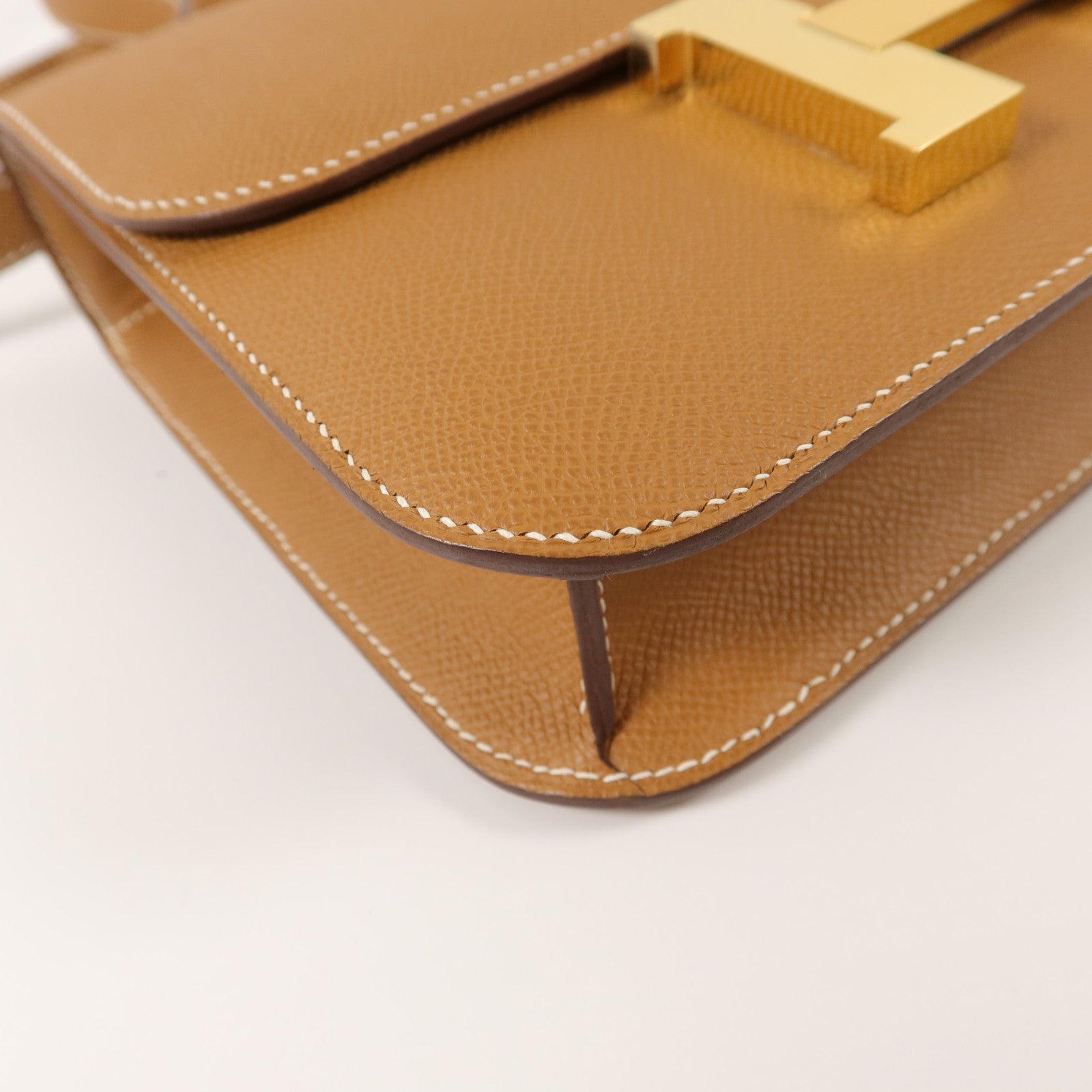 HERMES Epsom皮革Constance 24肩背袋Gold