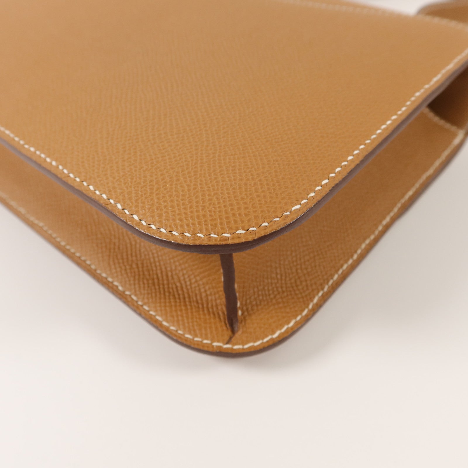 HERMES Epsom皮革Constance 24肩背袋Gold