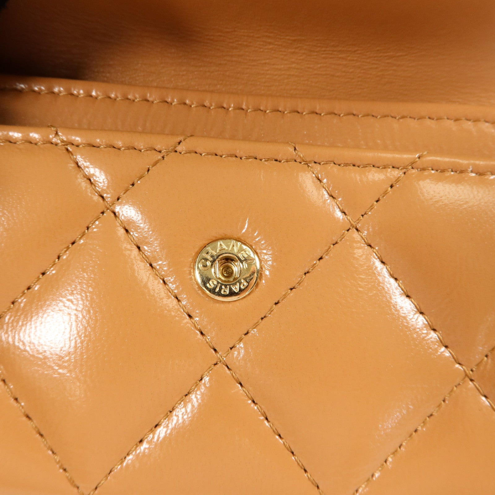 CHANEL 羊皮皮革Chanel 19 Flap Card Holder金扣卡片套
