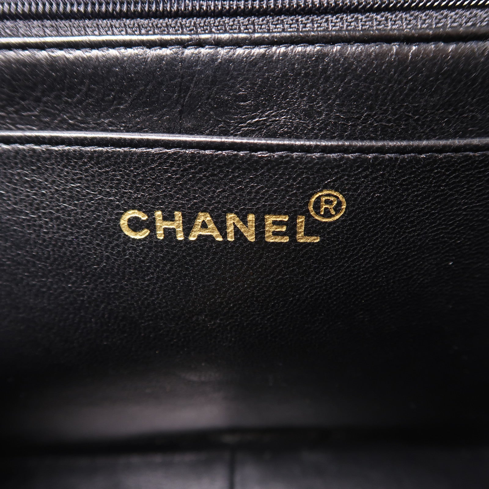 CHANEL 【激減優惠】菱格羊皮皮革Chain Shoulder金扣鏈帶肩背袋黑色