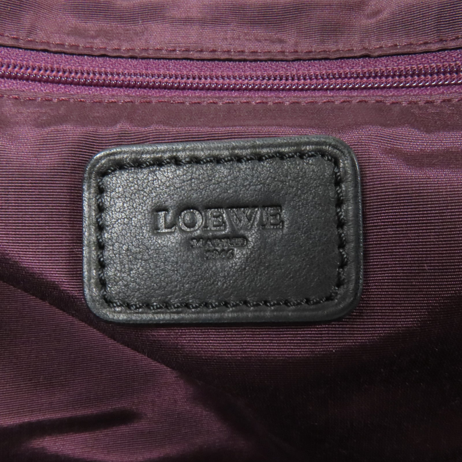 LOEWE 帆布Amazona銀扣手挽袋