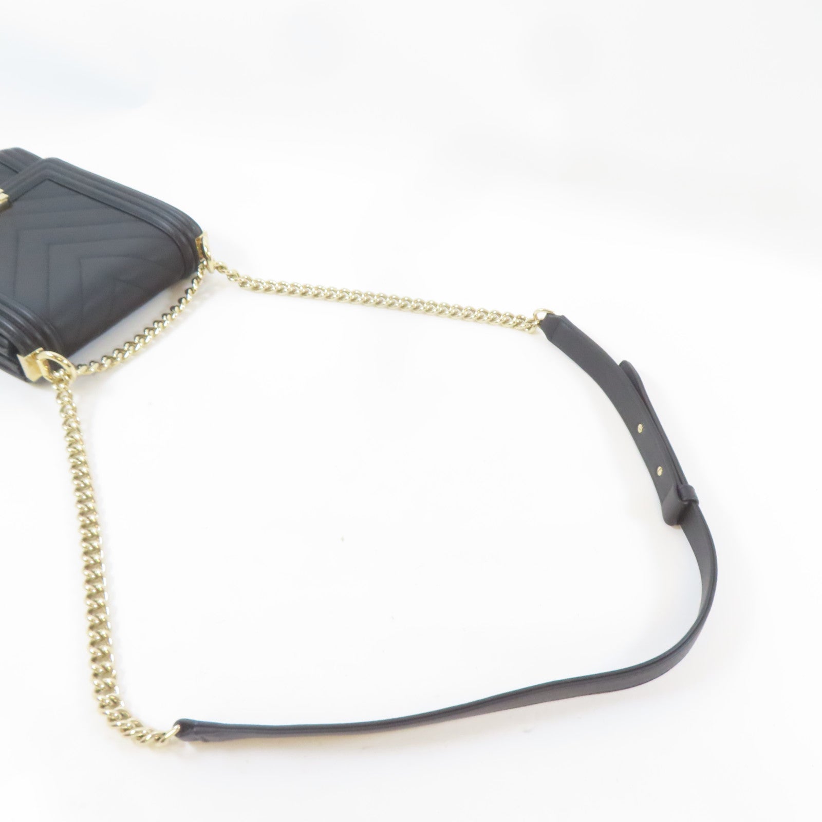CHANEL 斜紋羊皮皮革Boy Chain Shoulder金扣鏈帶肩背袋黑色