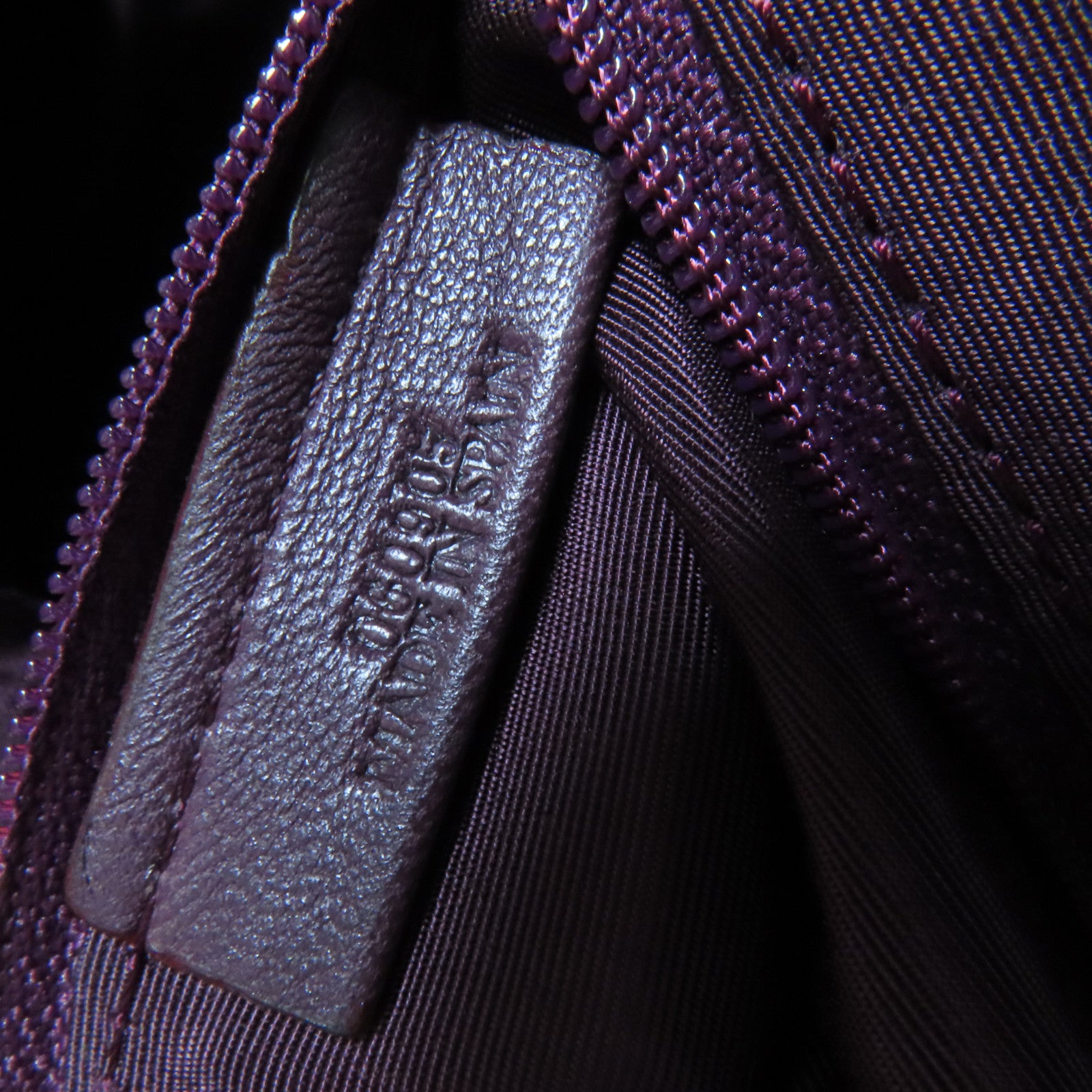 LOEWE 帆布Amazona銀扣手挽袋