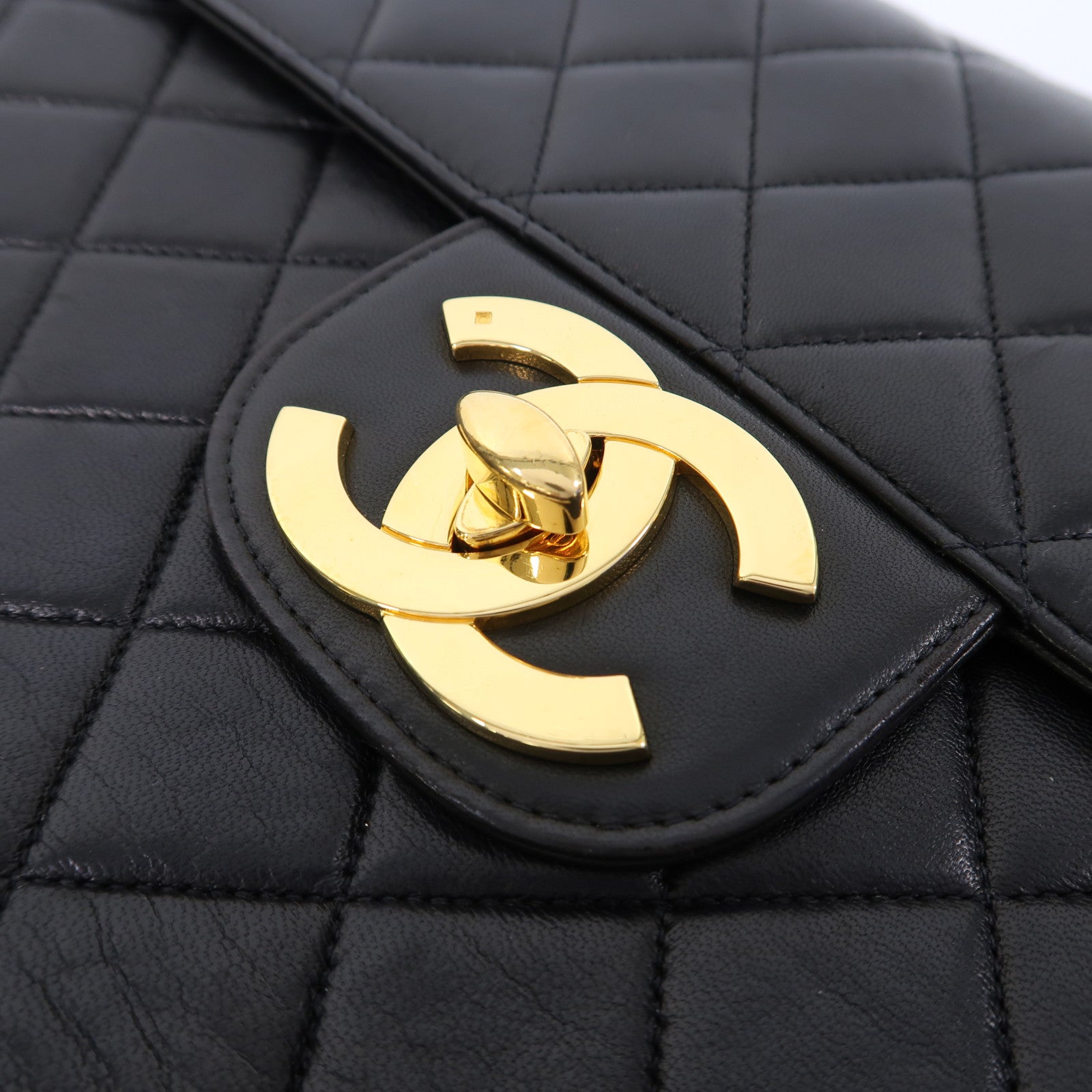 CHANEL 【激減優惠】菱格羊皮皮革Chain Shoulder金扣鏈帶肩背袋黑色