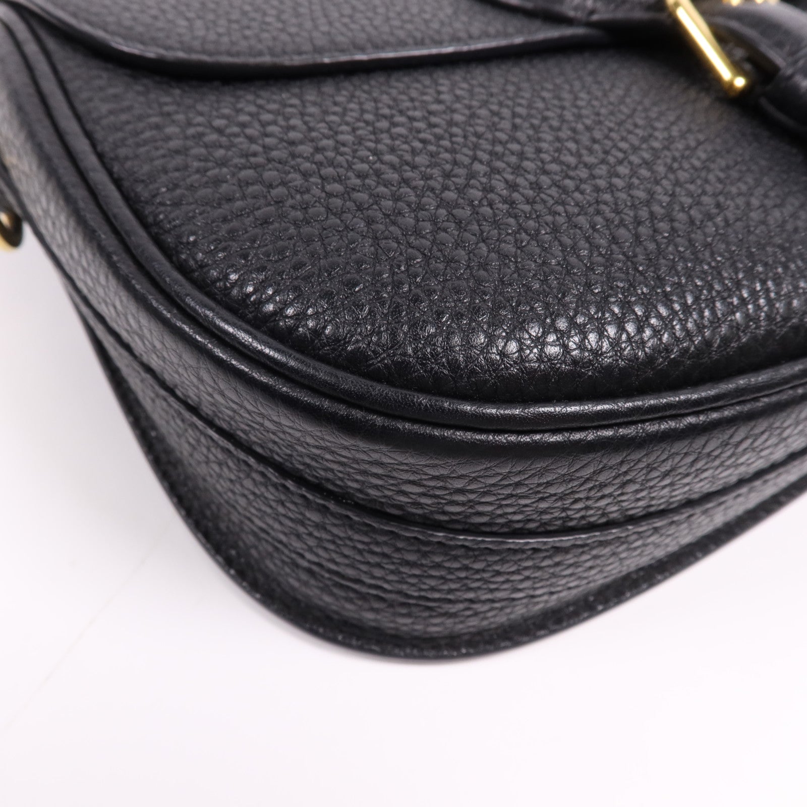 Dior 牛皮皮革Bobby Small金扣肩背袋