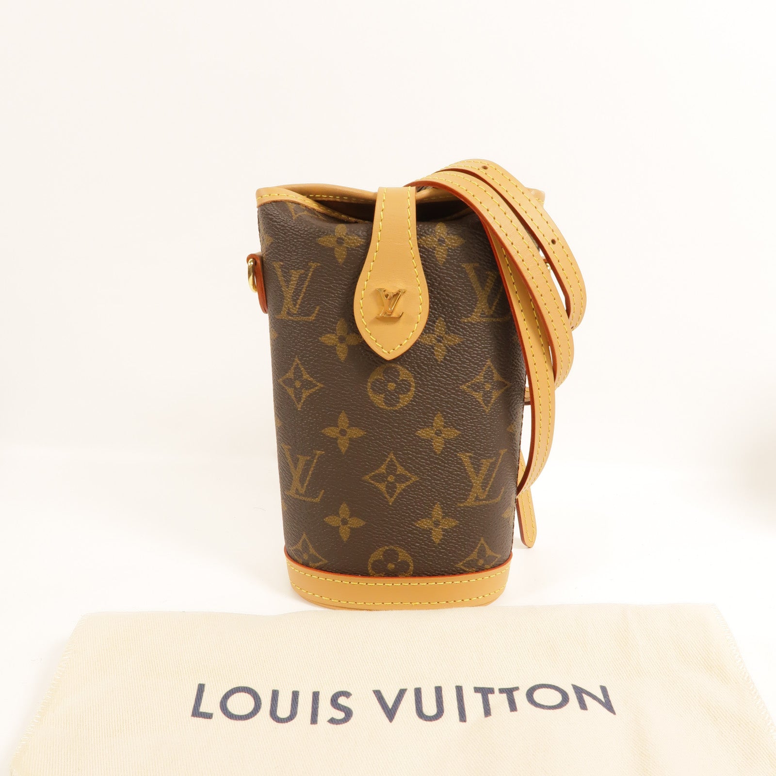 LOUIS VUITTON Monogram Fold Me Pouch金扣肩背袋