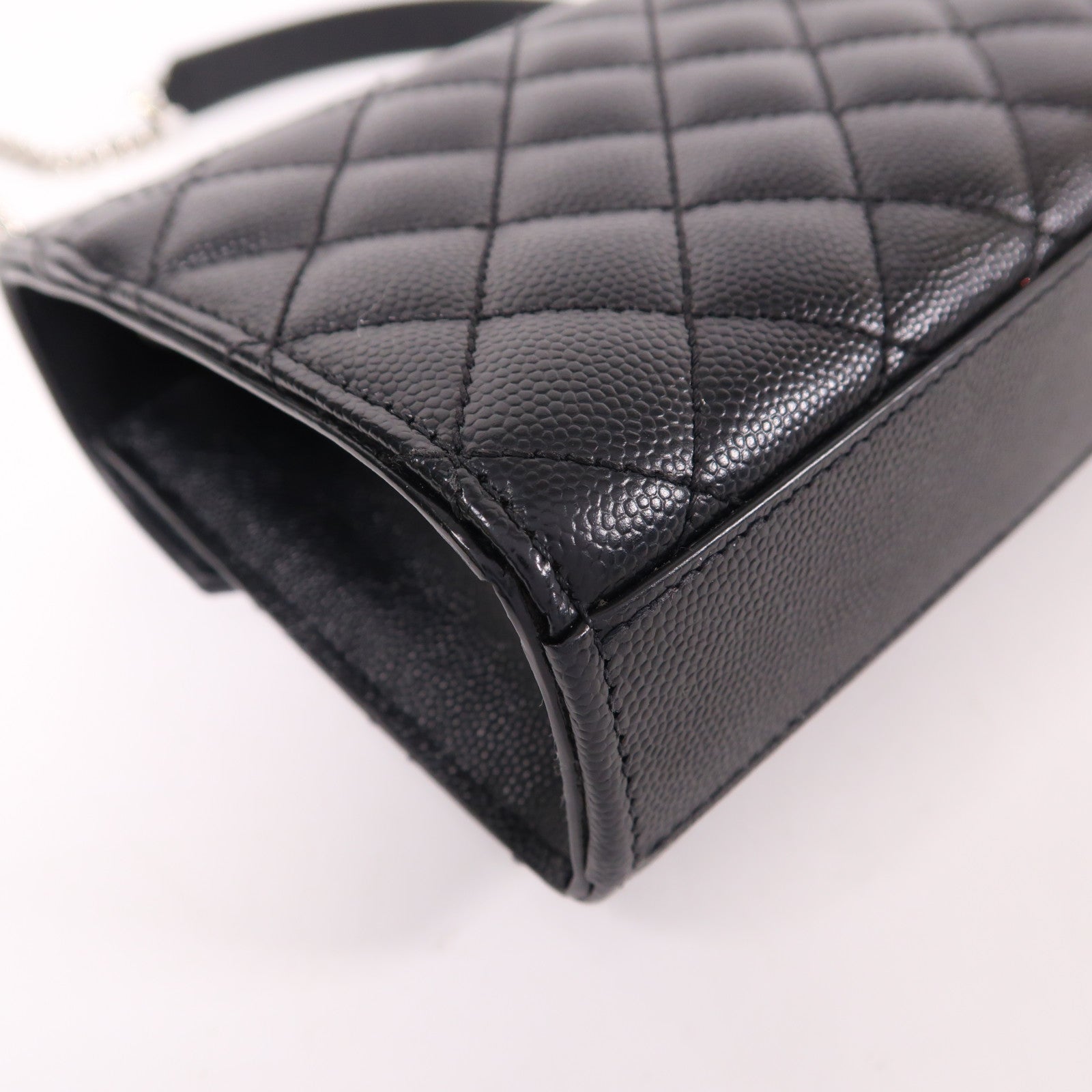 YVES SAINT LAURENT 牛皮皮革Envelope銀扣肩背袋