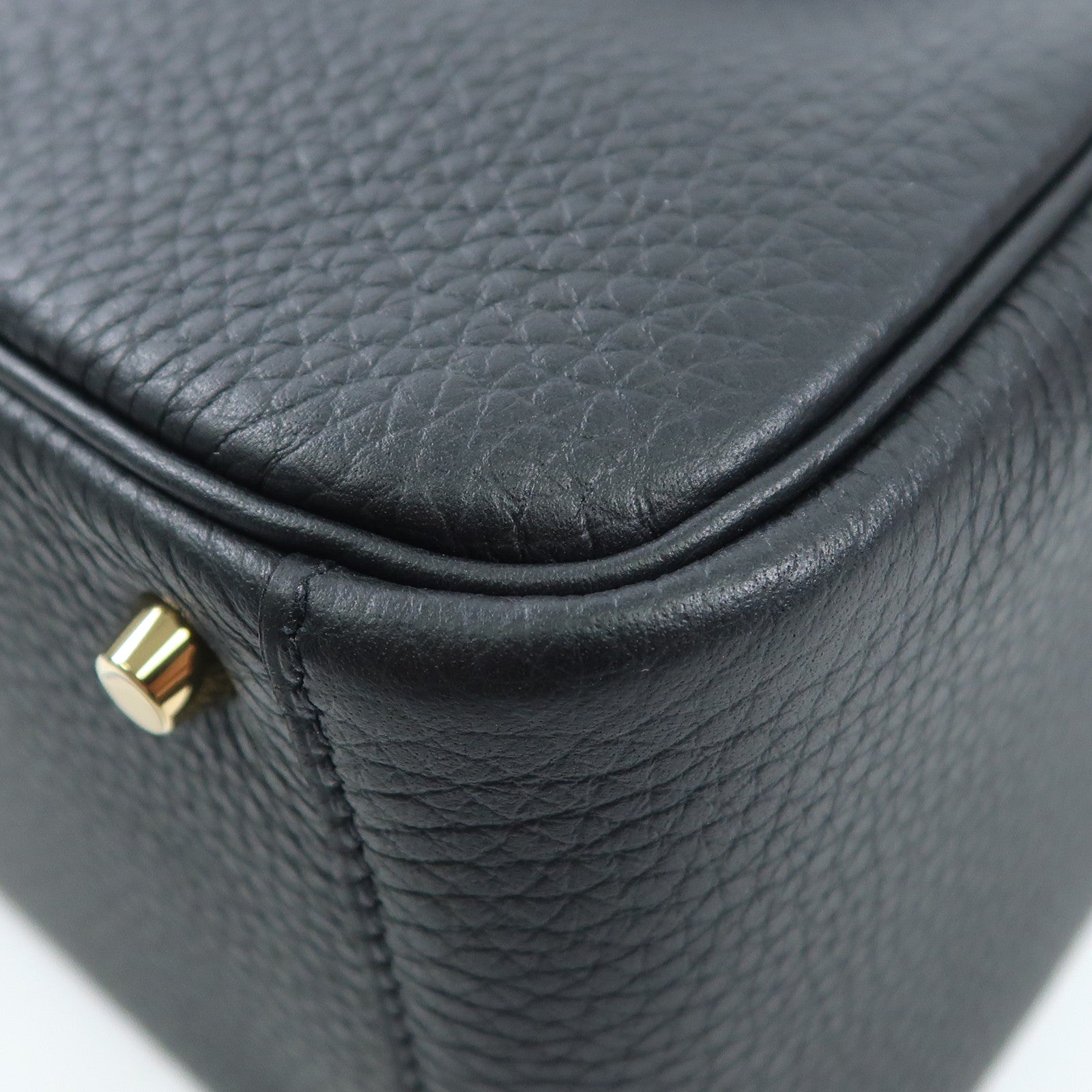 HERMES Clemence皮革Mini Lindy20金扣肩背袋Noir