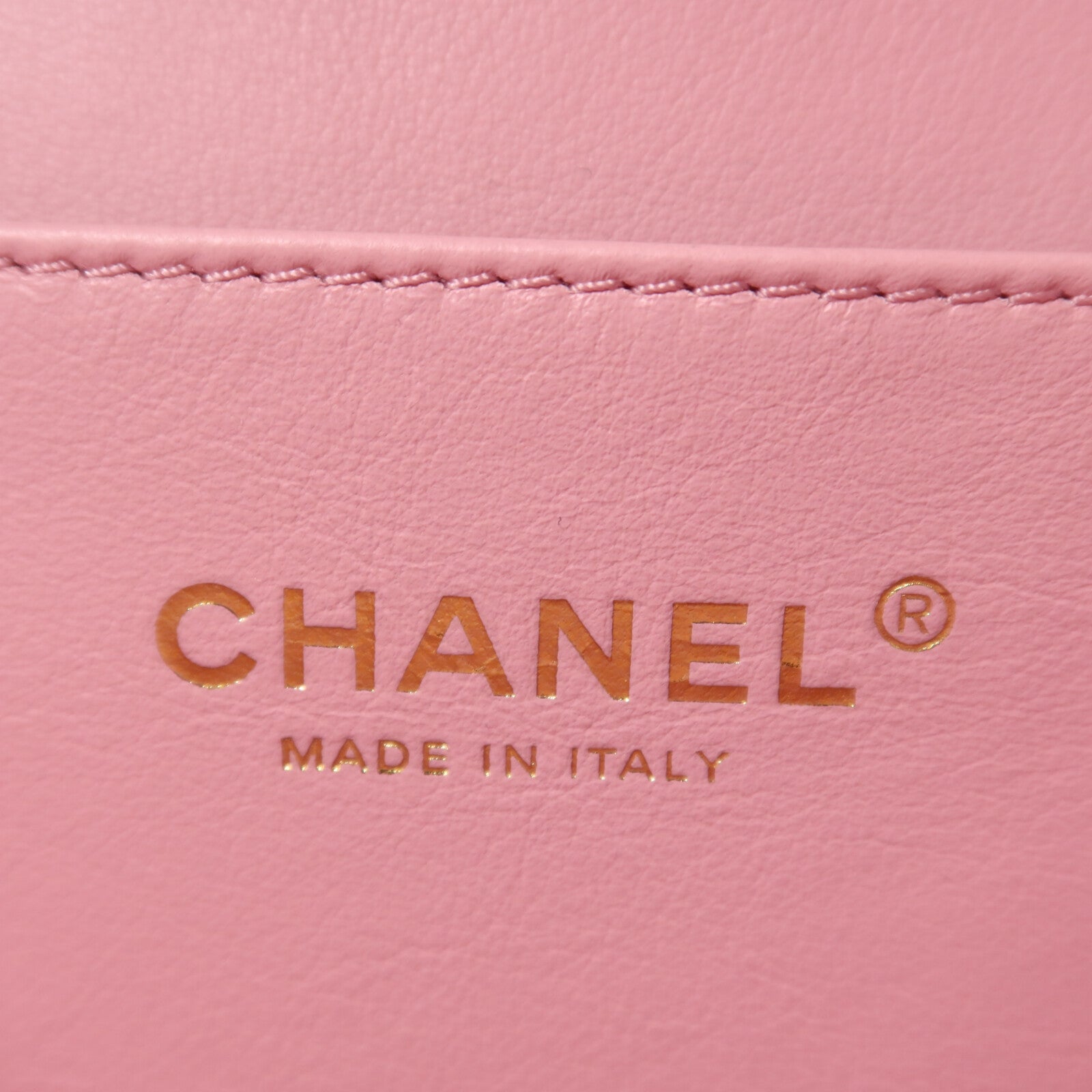 CHANEL 牛皮皮革Vanity Case金扣鏈帶肩背袋