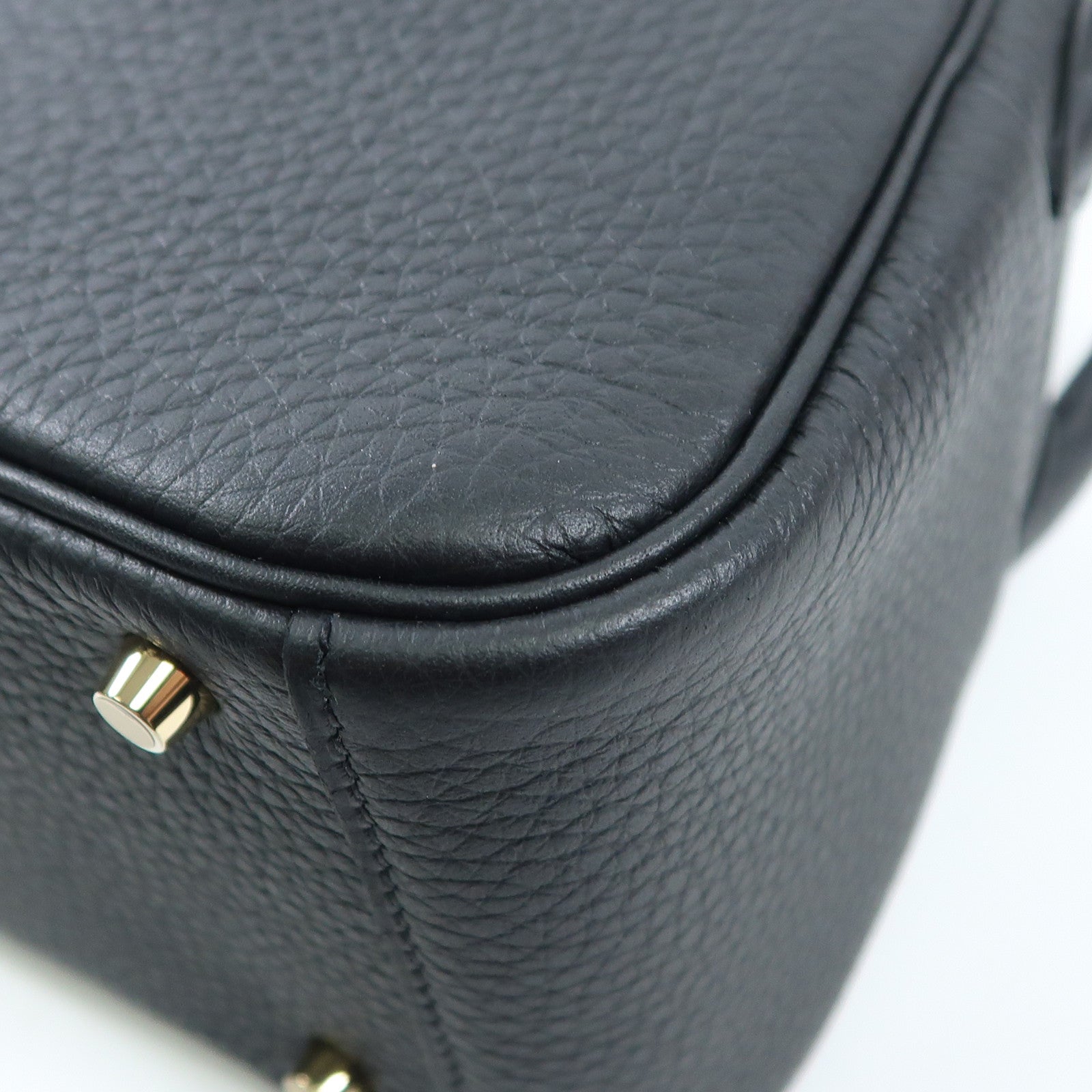 HERMES Clemence皮革Mini Lindy20金扣肩背袋Noir