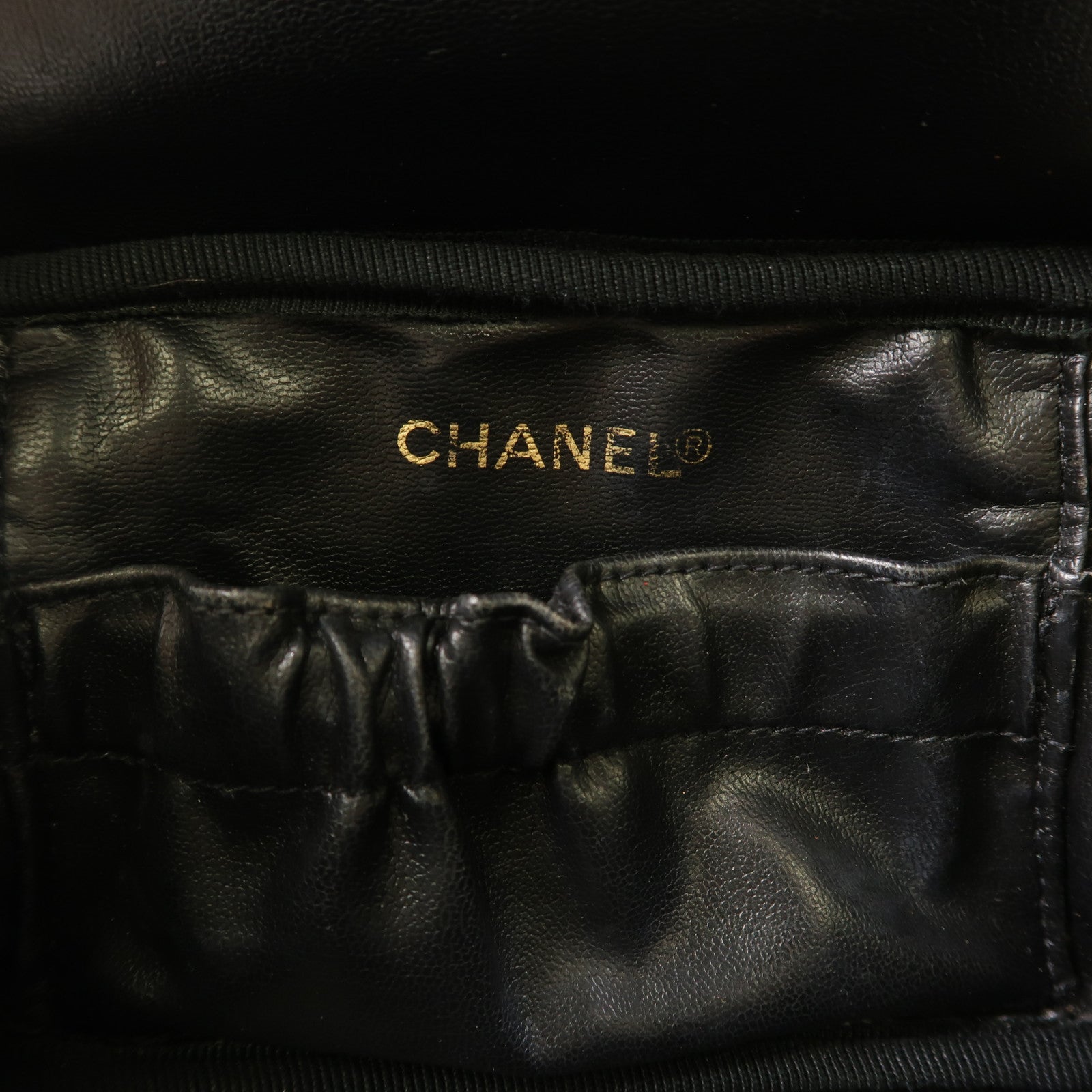 CHANEL 牛皮皮革Vintage Vanity Case金扣手挽袋