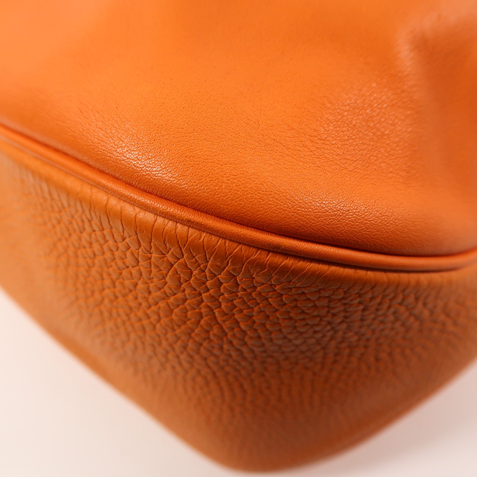 HERMES Swift皮革Virevolte 24銀扣肩背袋