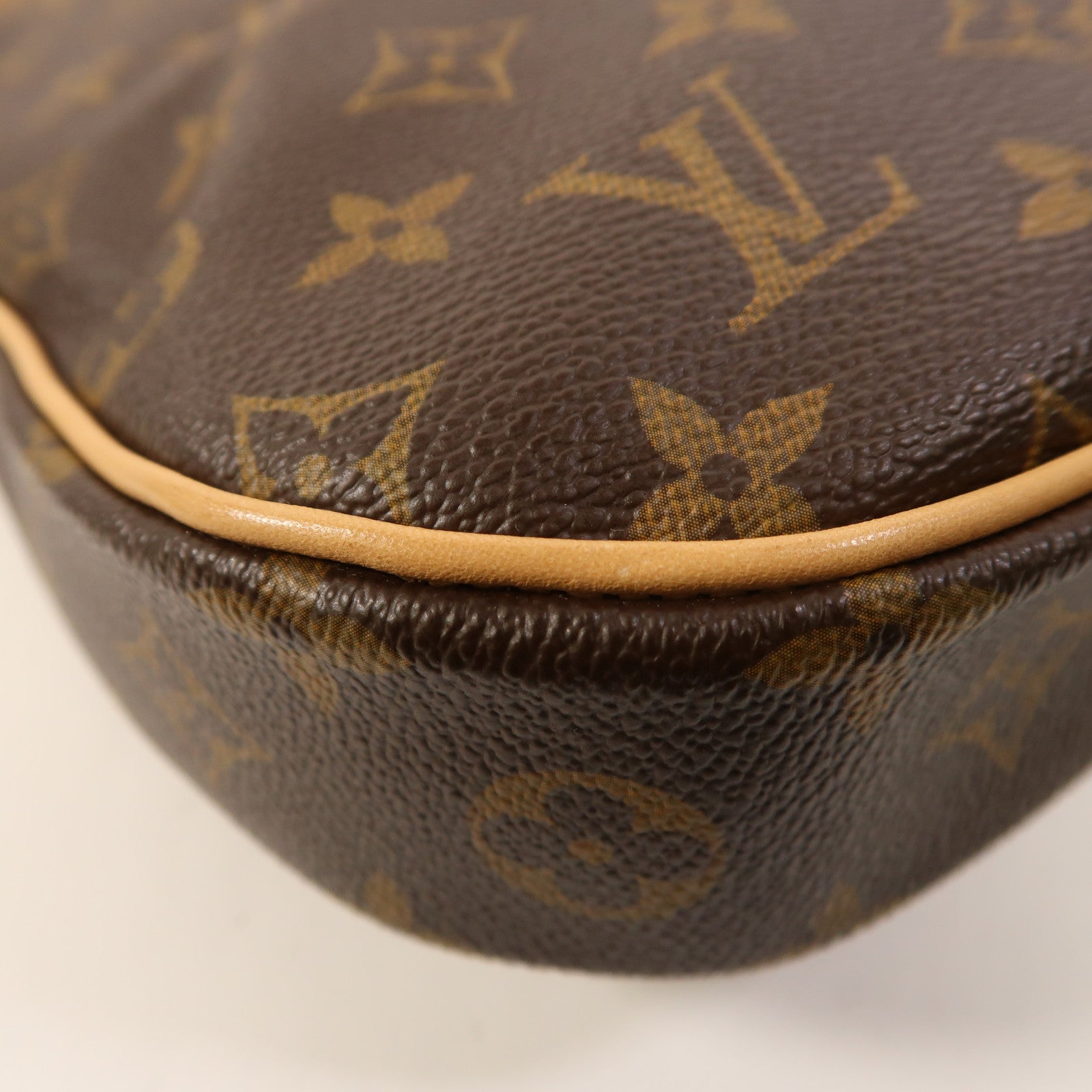 LOUIS VUITTON Monogram Odeon PM金扣肩背袋