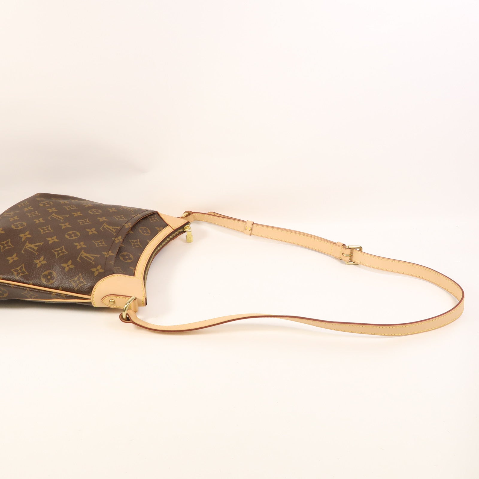 LOUIS VUITTON Monogram Odeon PM金扣肩背袋
