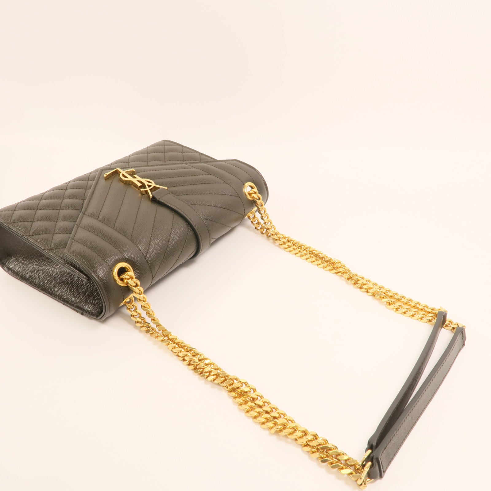 YVES SAINT LAURENT 牛皮皮革Chain Shoulder金扣鏈帶肩背袋